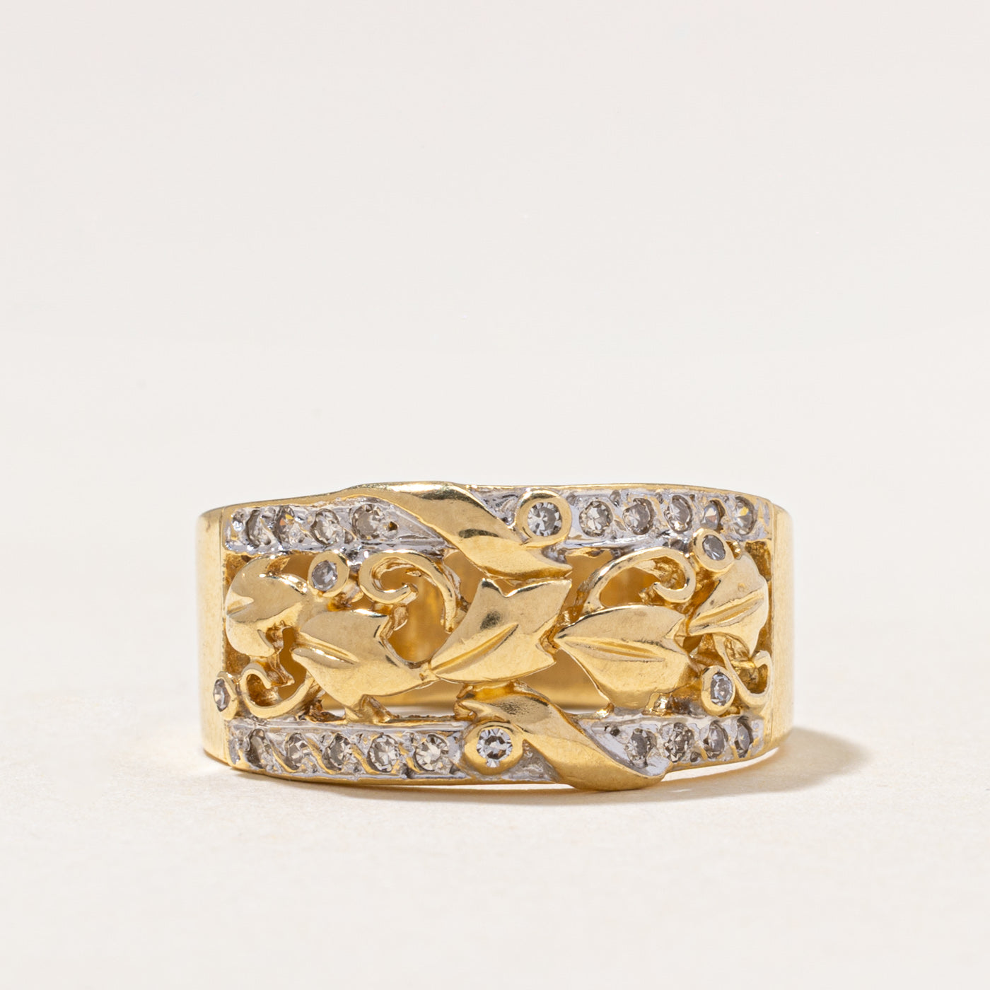 18k Diamond Engraved Vine Band | 0.24ctw | SZ 10.25