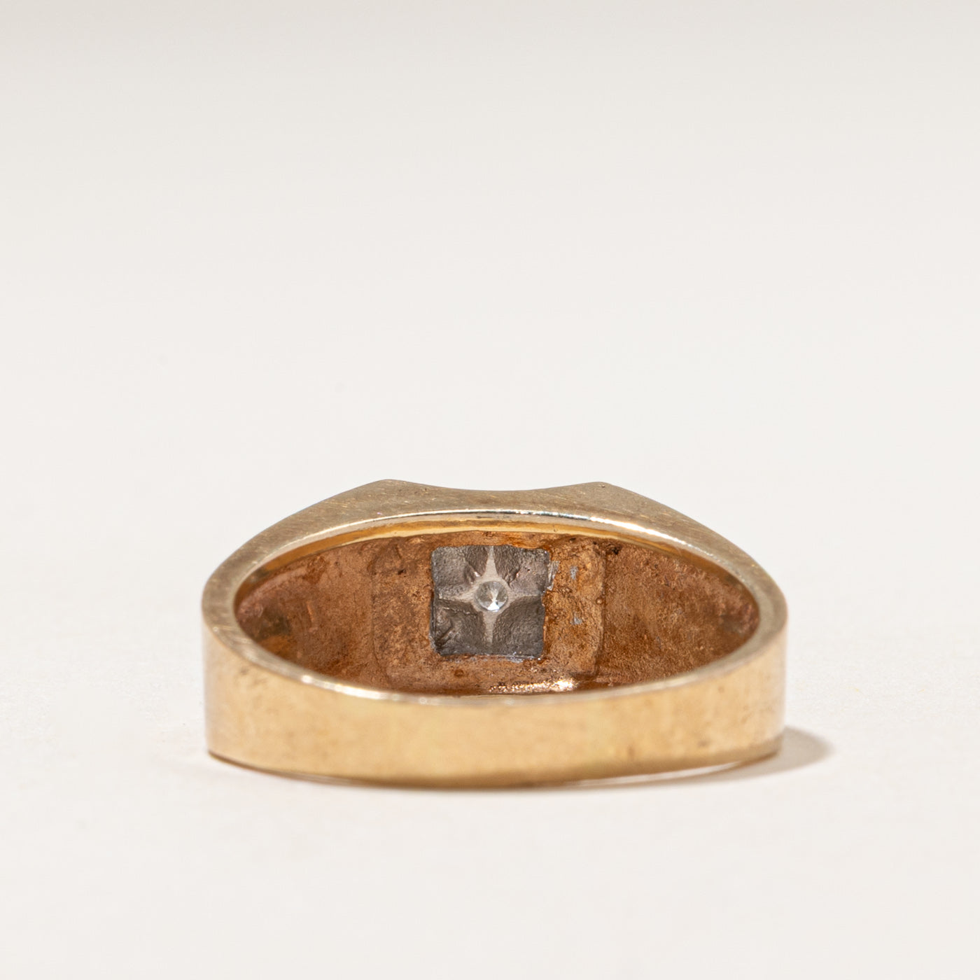 Illusion Set Diamond Textured Ring | 0.05ct | SZ 10