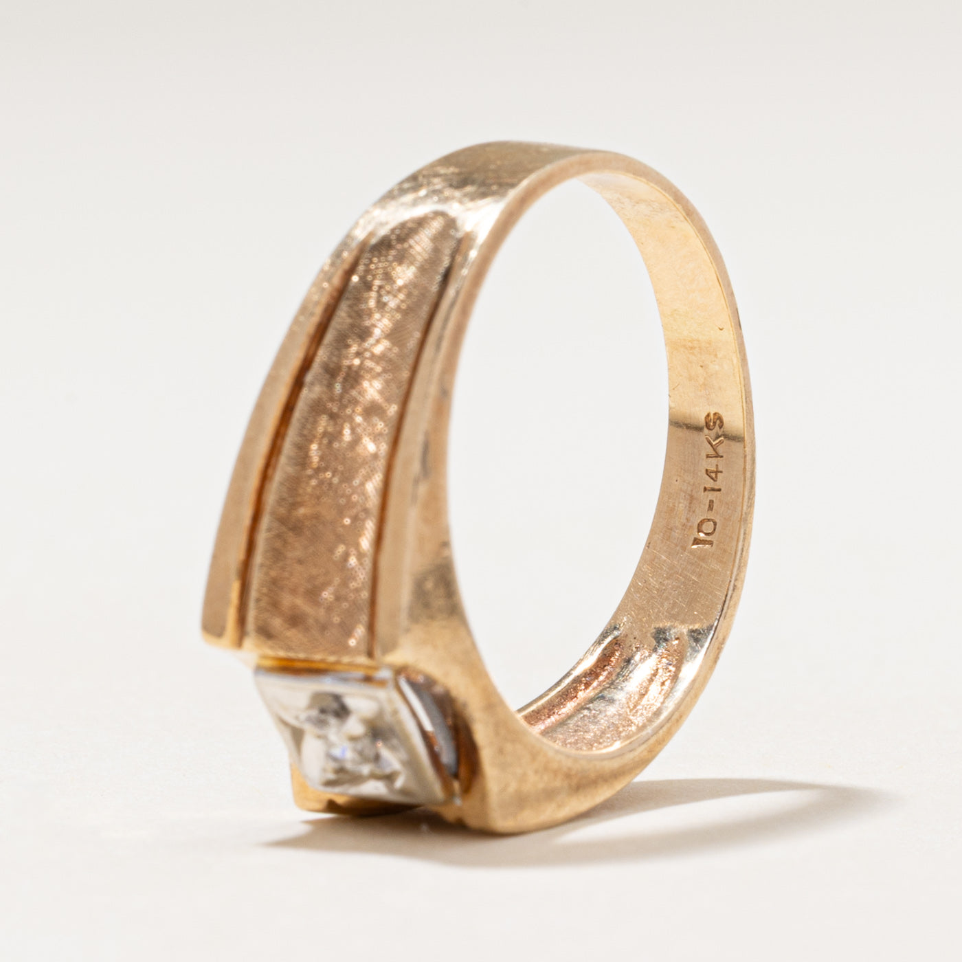 Illusion Set Diamond Textured Ring | 0.05ct | SZ 10