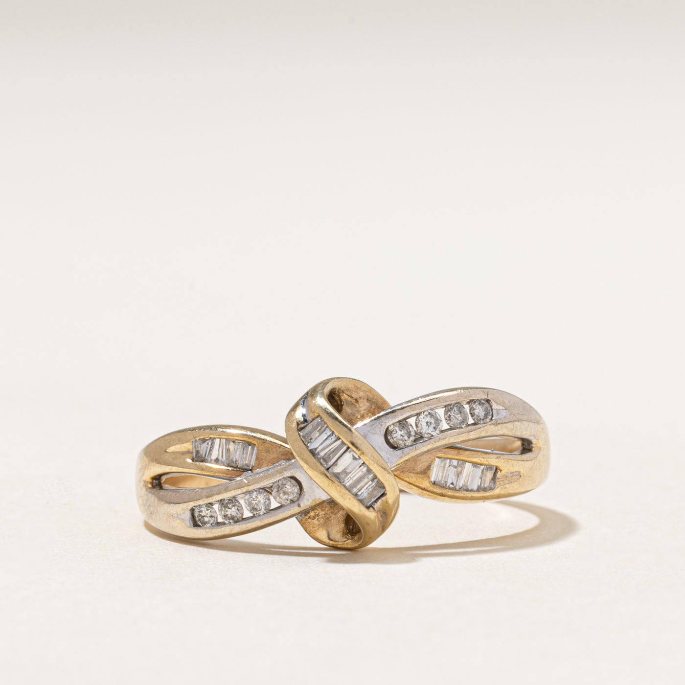 Baguette Cut Diamond Cross Over Knot Ring | 0.22ctw | SZ 10.25