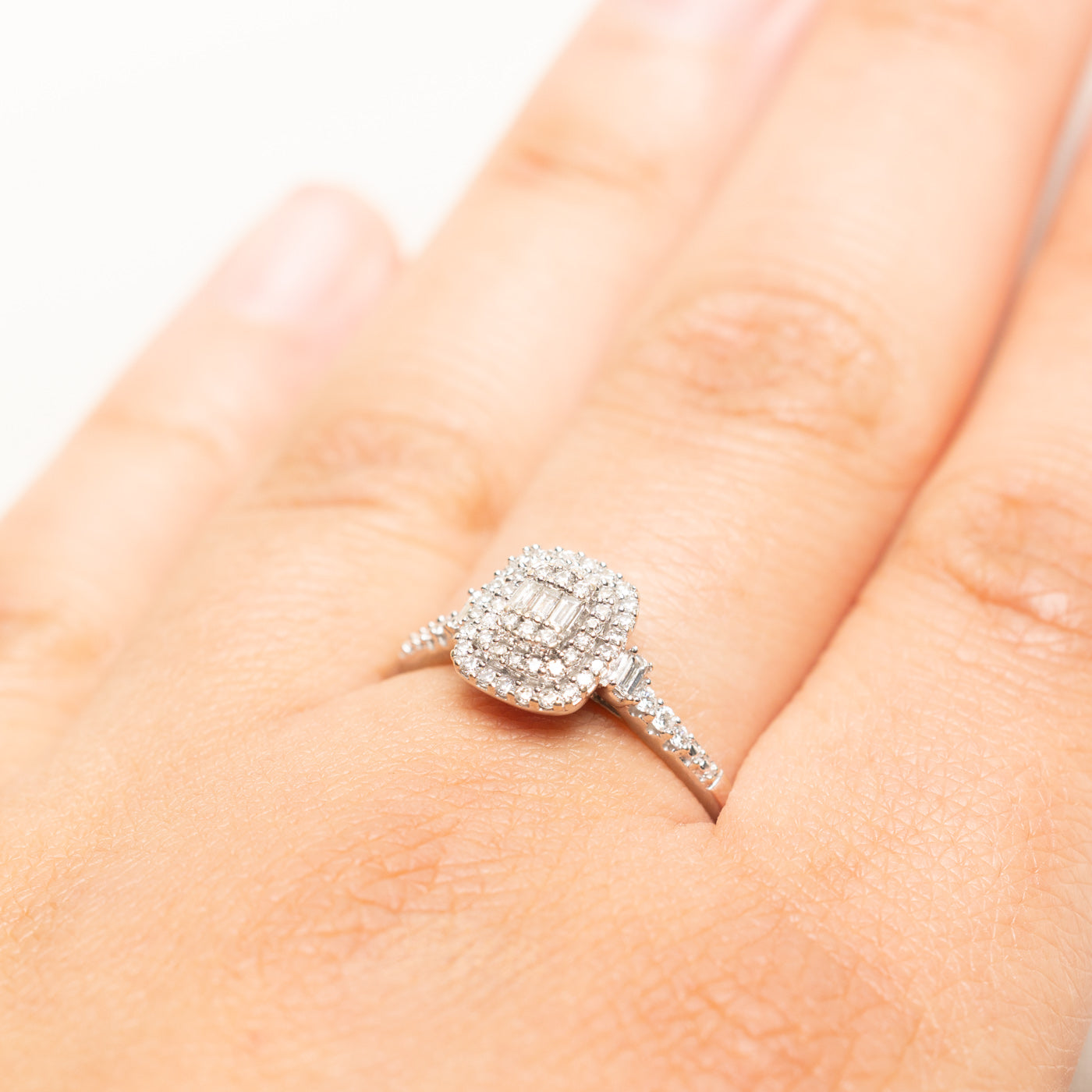 Illusion Set Diamond Cluster Ring | 0.32ctw | SZ 9.75