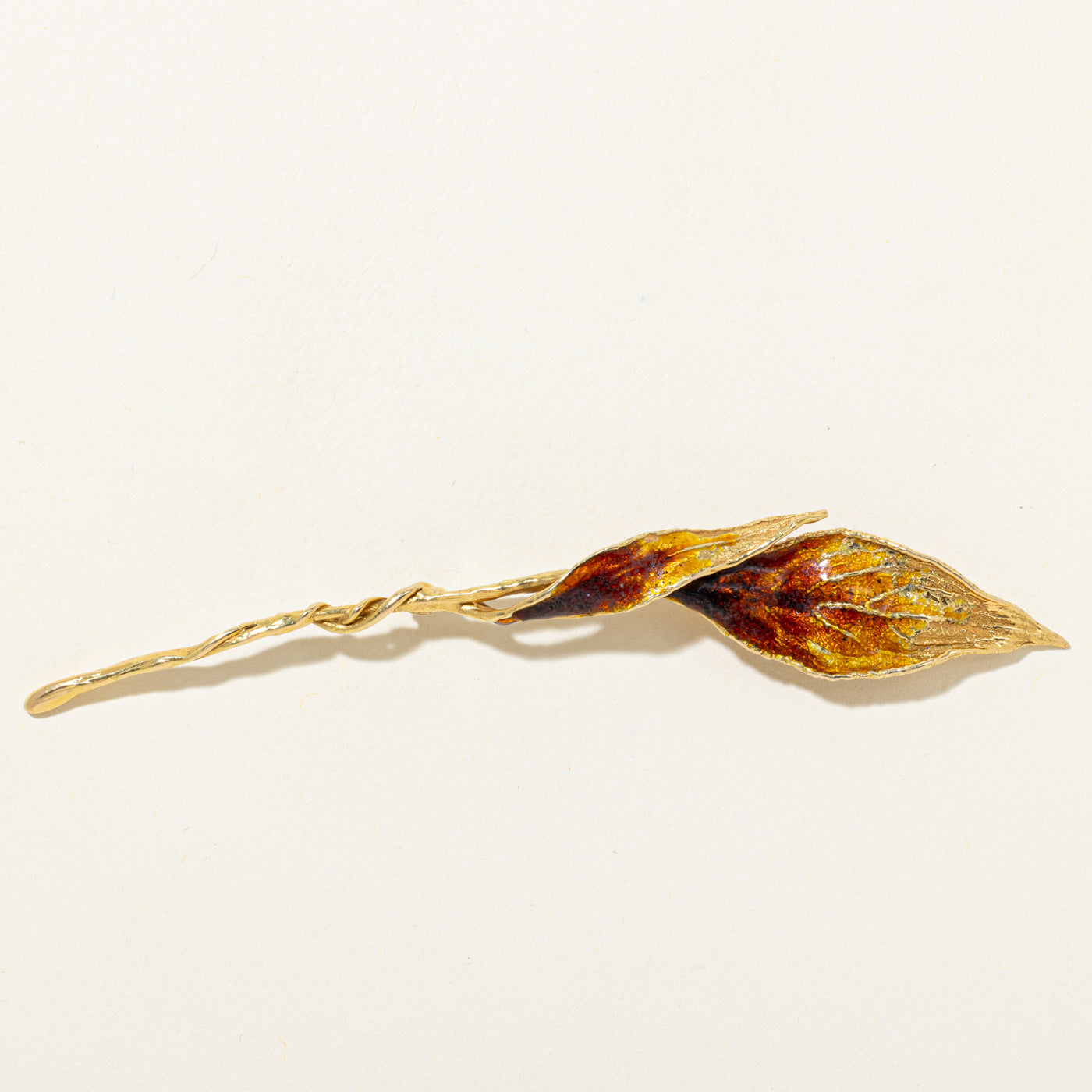 18k Yellow Gold & Enamel Leaves Brooch