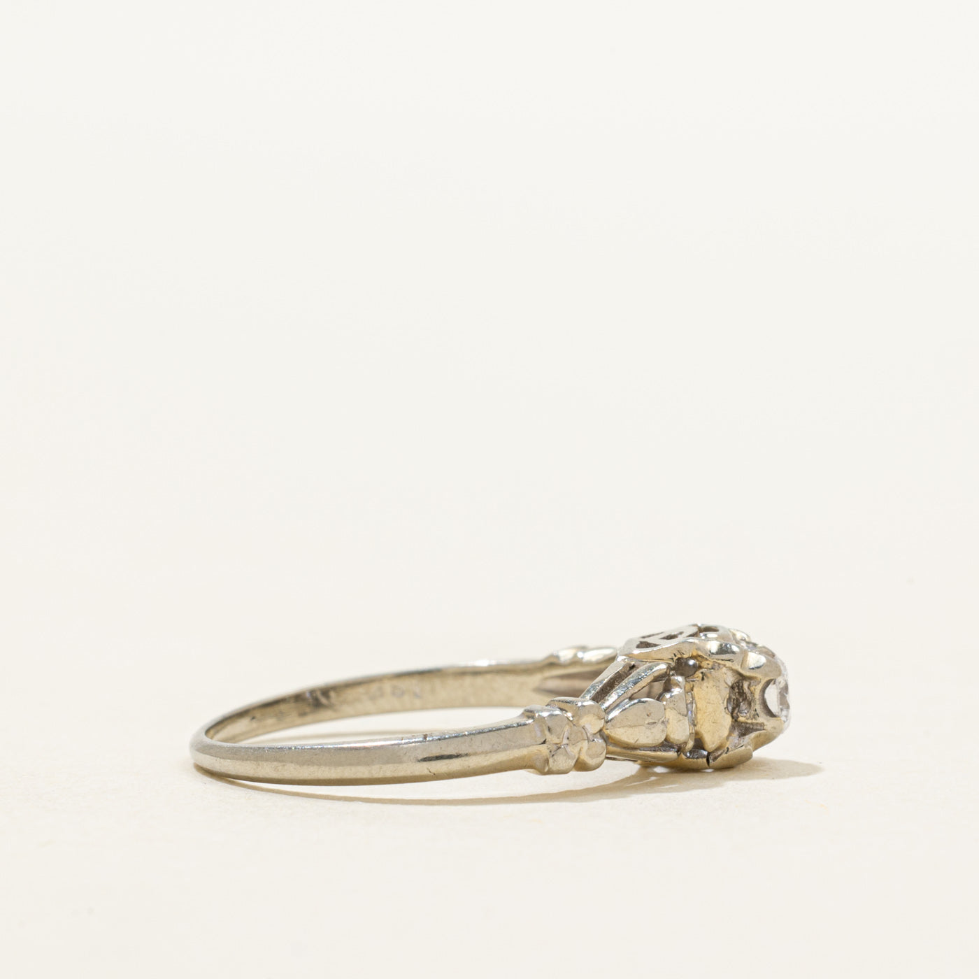 18k White Gold Diamond Ring | 0.10ctw | SZ 5.5