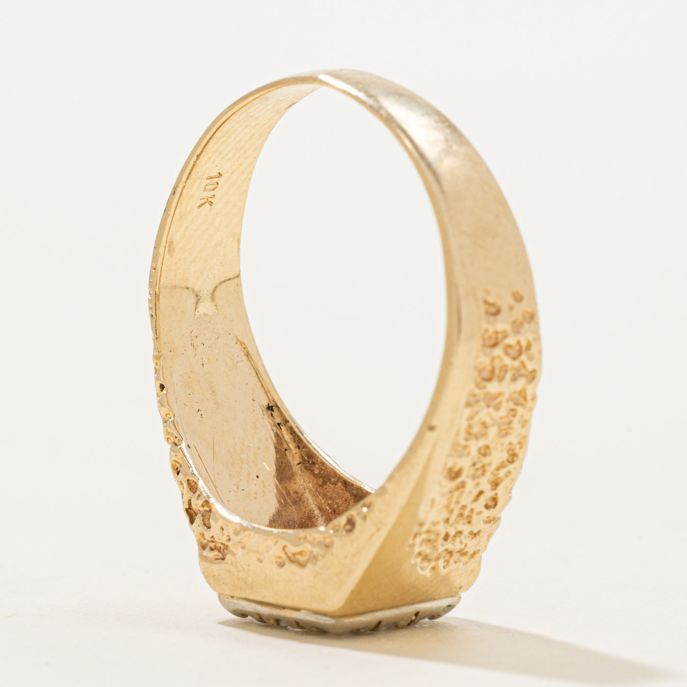 Diamond Grid Textured Signet Ring | 0.20ctw | SZ 11
