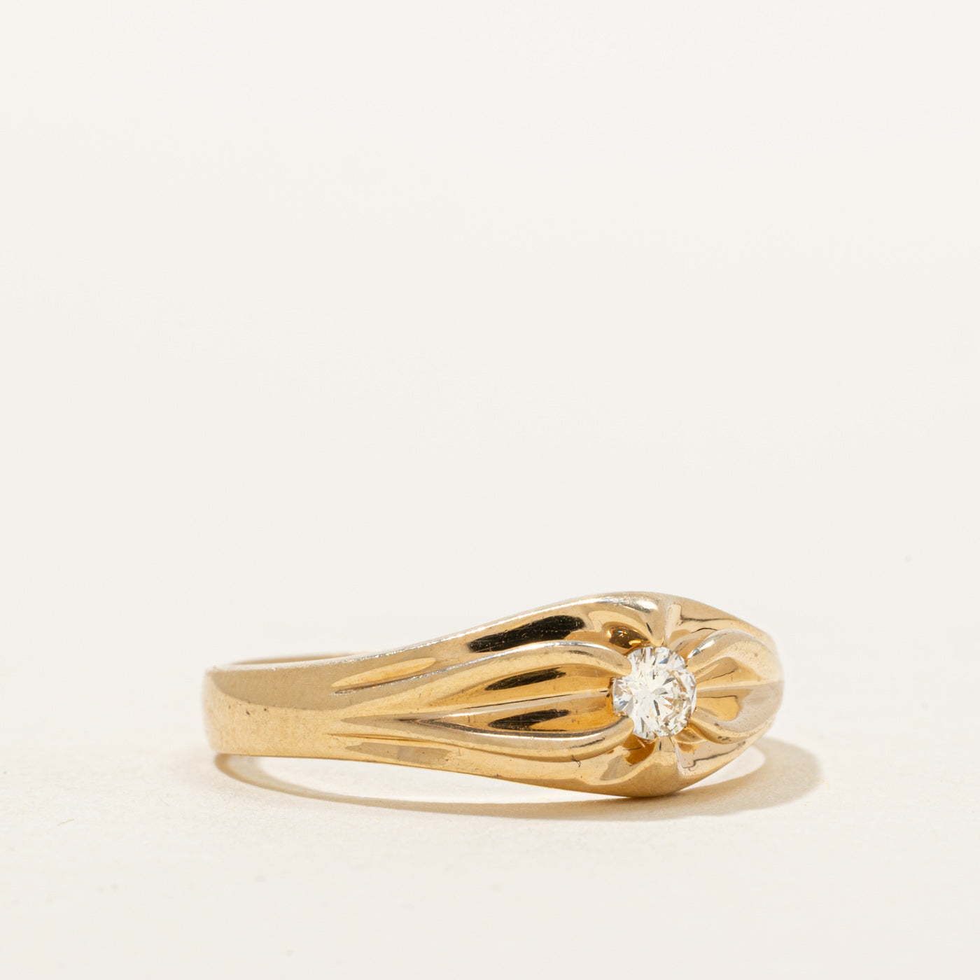 Belcher Set Solitaire Diamond Dome Ring | 0.14ct | SZ 9.75