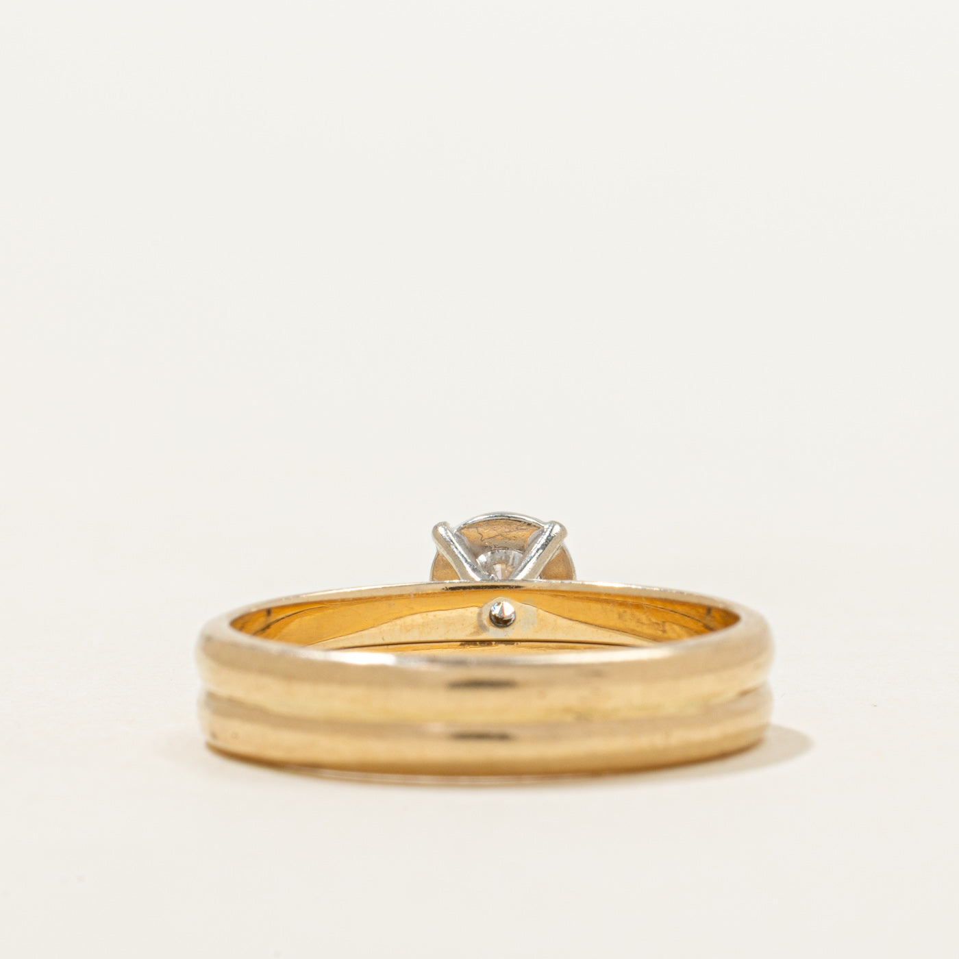 Illusion Set Solitaire Diamond Band | 0.13ct | 4mm | SZ 6.25