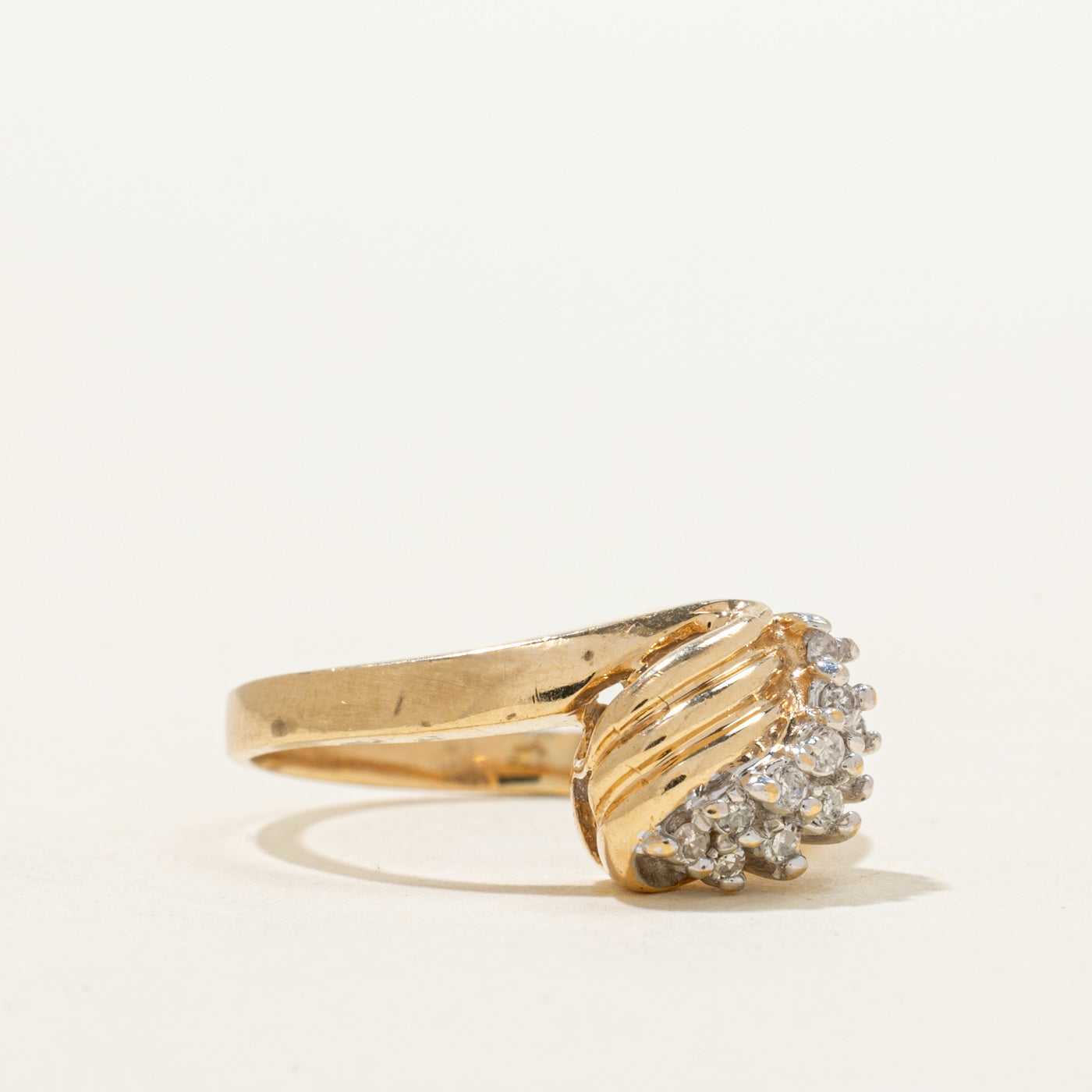 Diamond Waterfall Grooved Ring | 0.11ctw | SZ 6.25