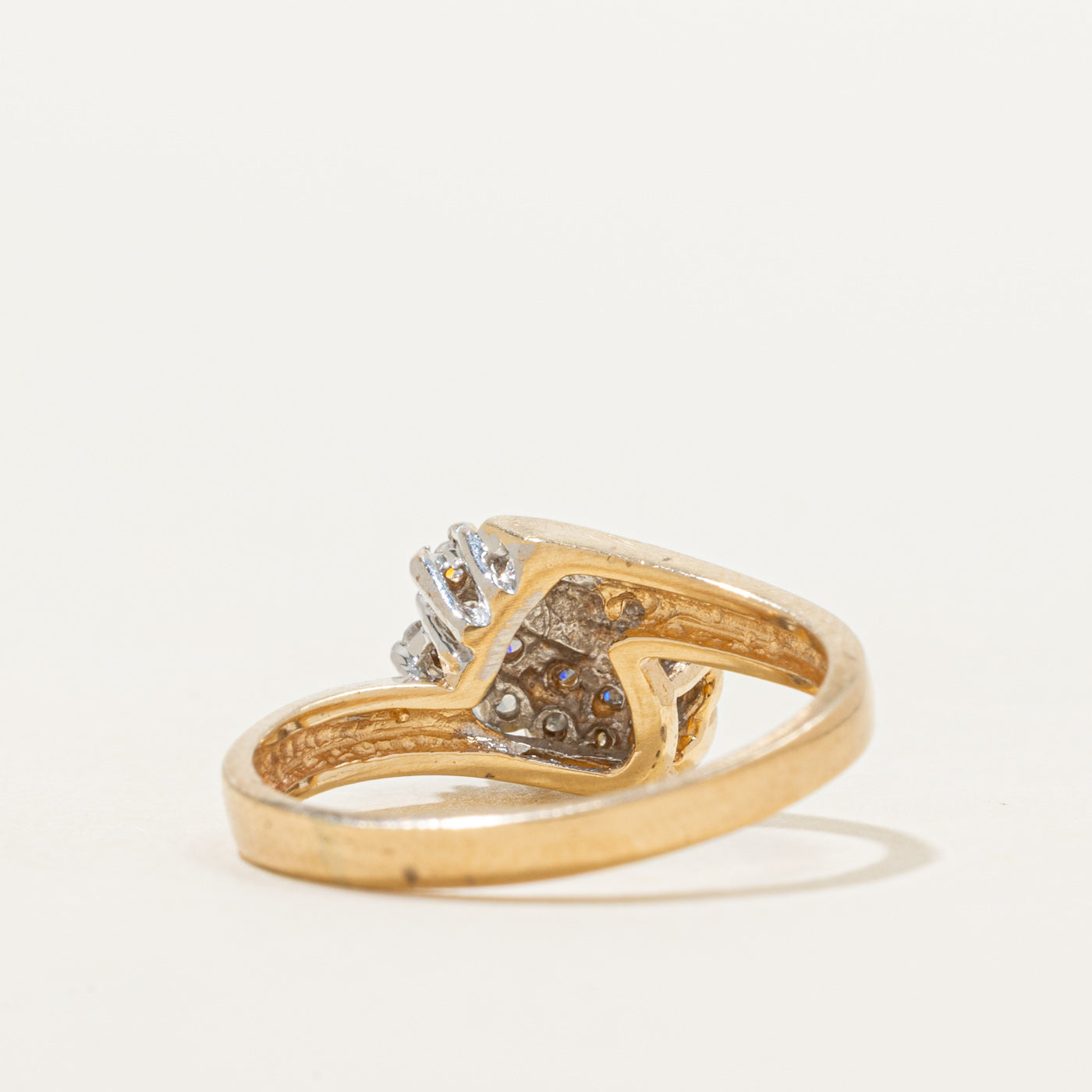 Diamond Waterfall Grooved Ring | 0.11ctw | SZ 6.25