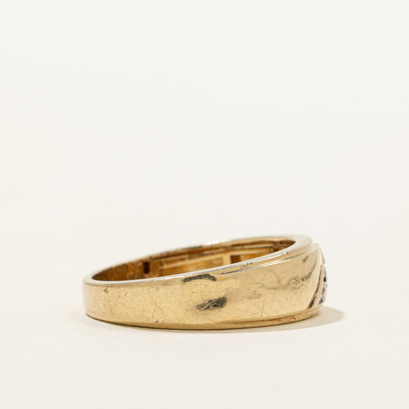 Diagonal Diamond Grooved Dome Ring | 0.10ctw | SZ 10.25