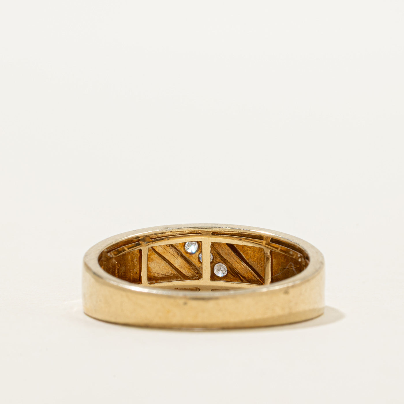 Diagonal Diamond Grooved Dome Ring | 0.10ctw | SZ 10.25