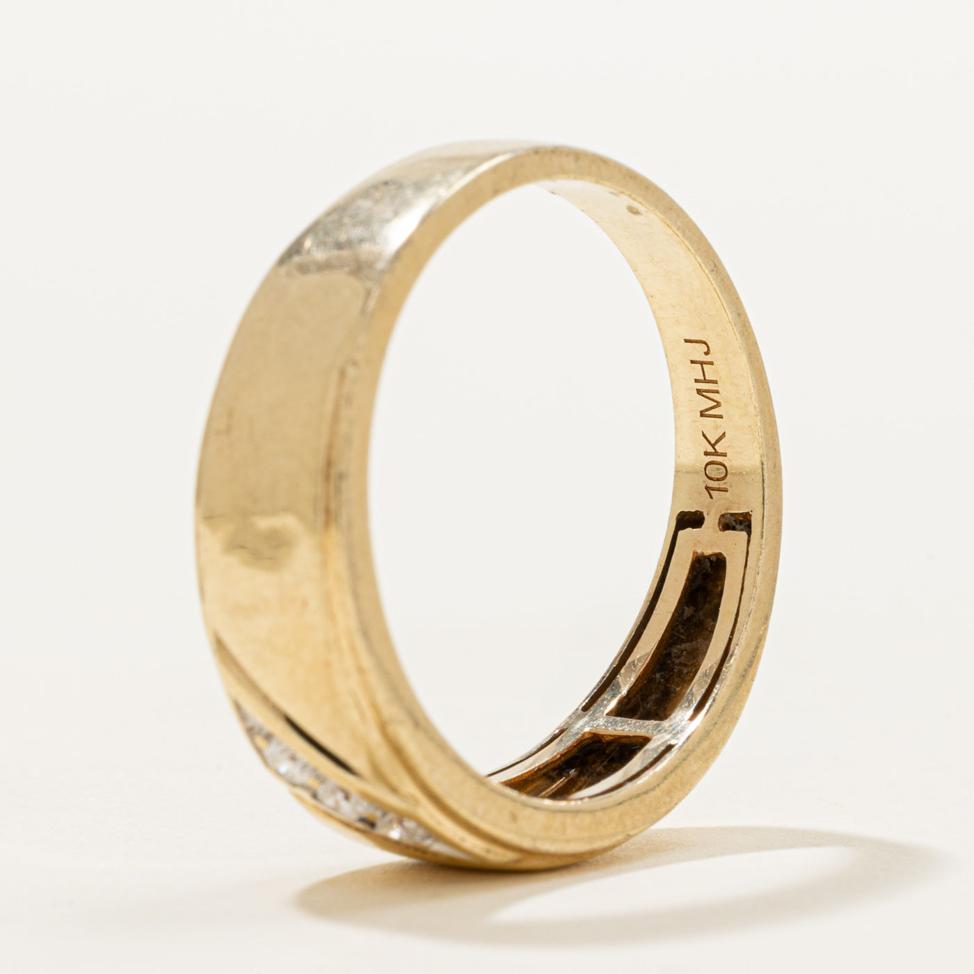 Diagonal Diamond Grooved Dome Ring | 0.10ctw | SZ 10.25