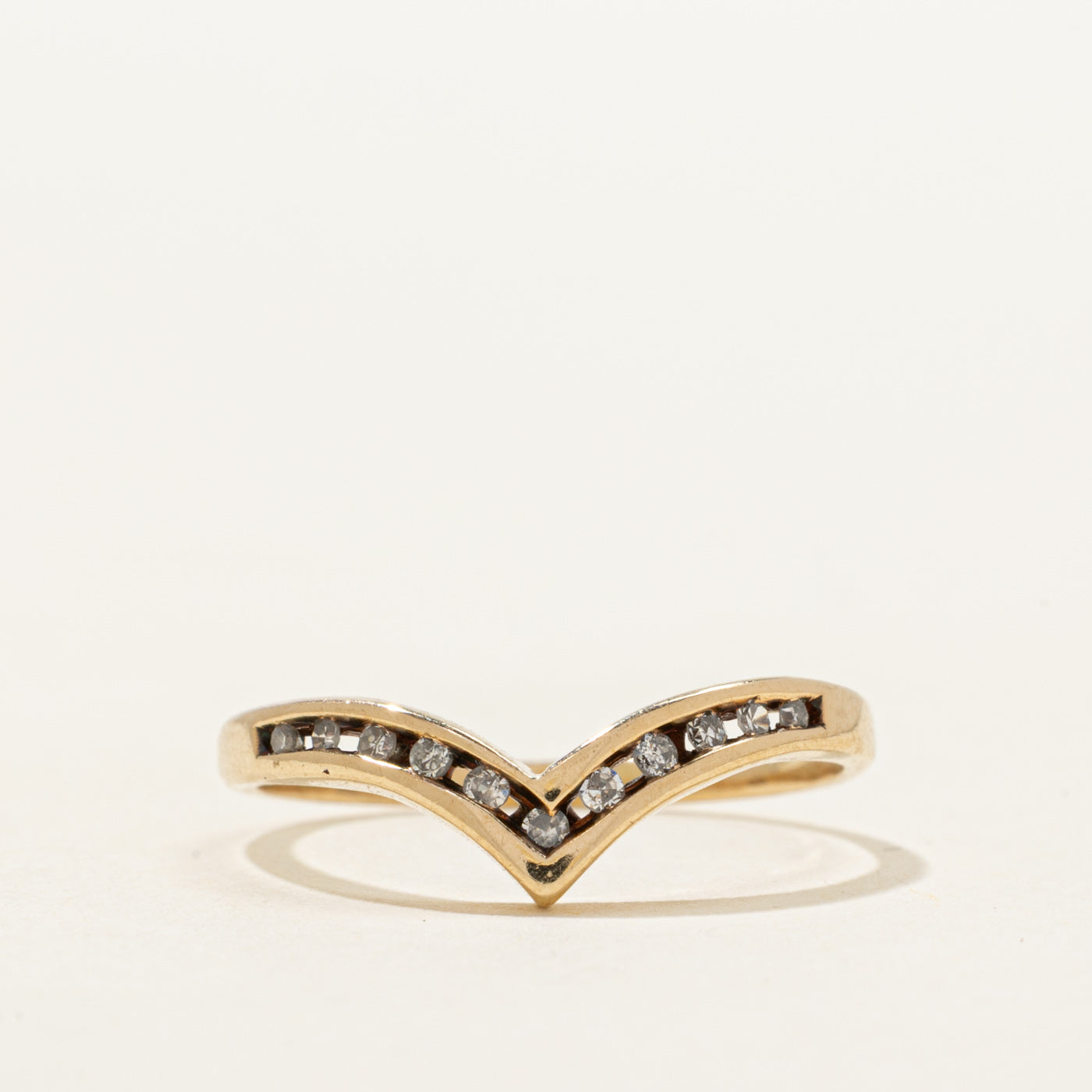 Channel Set Diamond Chevron Ring | 0.11ctw | SZ 7