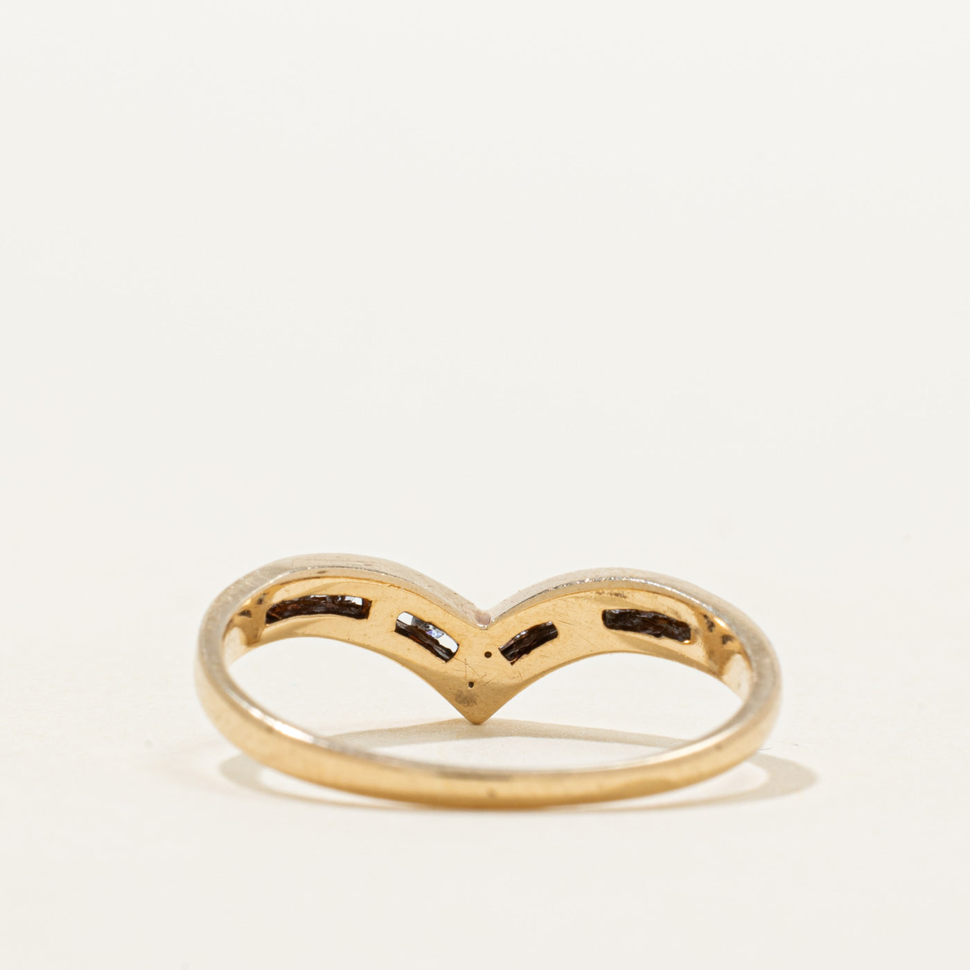 Channel Set Diamond Chevron Ring | 0.11ctw | SZ 7