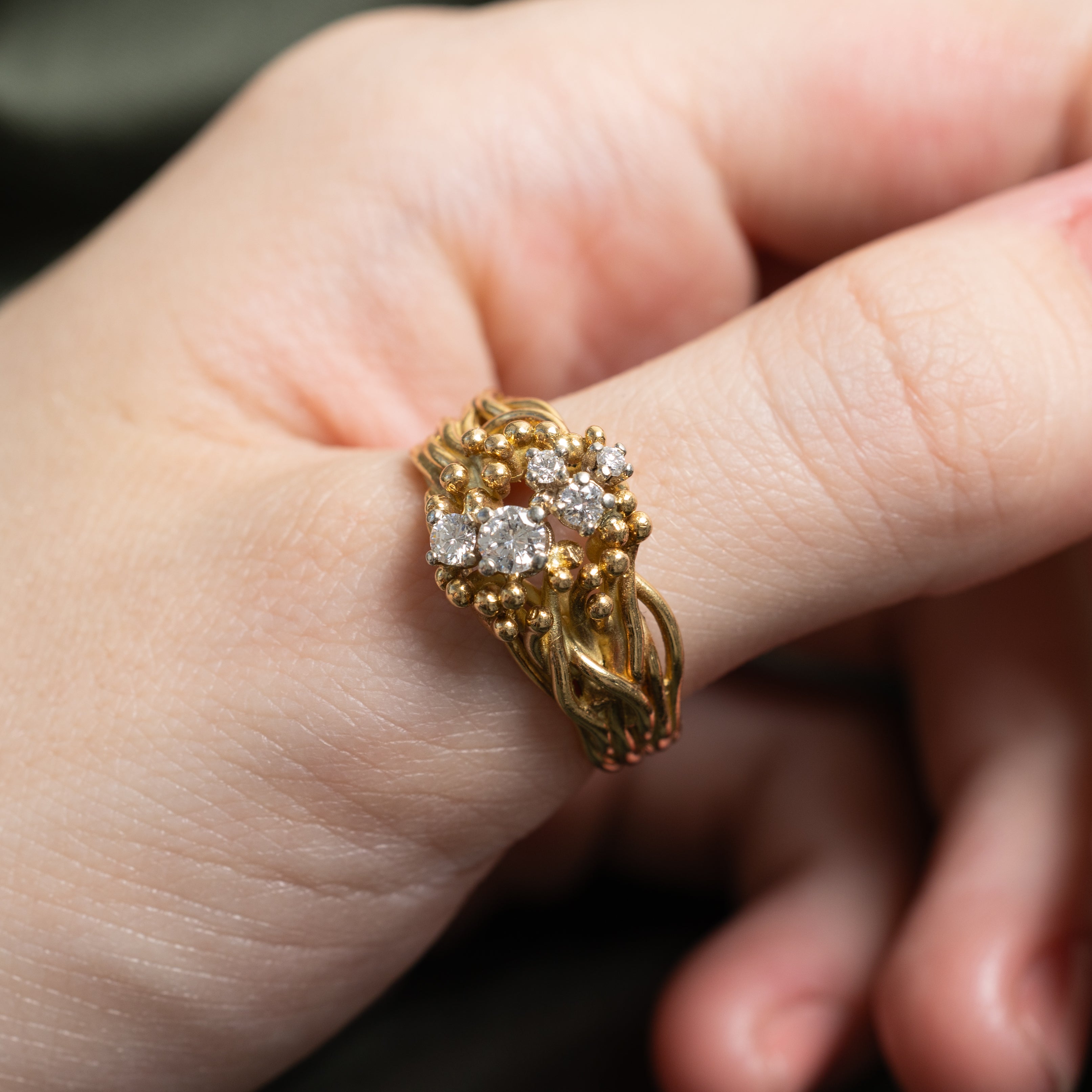 Scattered Diamond Twisted Ring | 0.36ctw | SZ 9.75