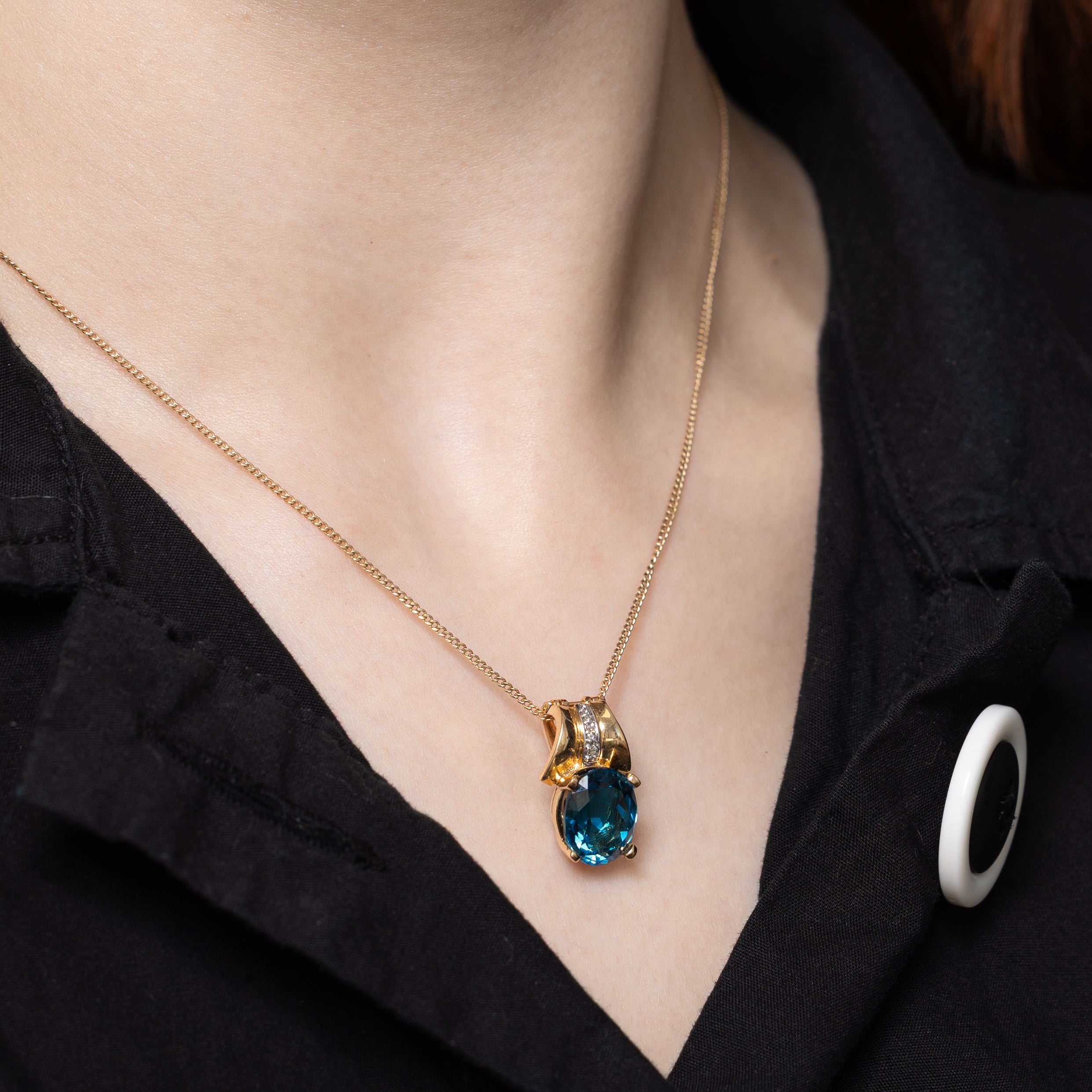 Oval Cut Blue Topaz & Diamond Column Pendant | 5.54ct, 0.02ctw