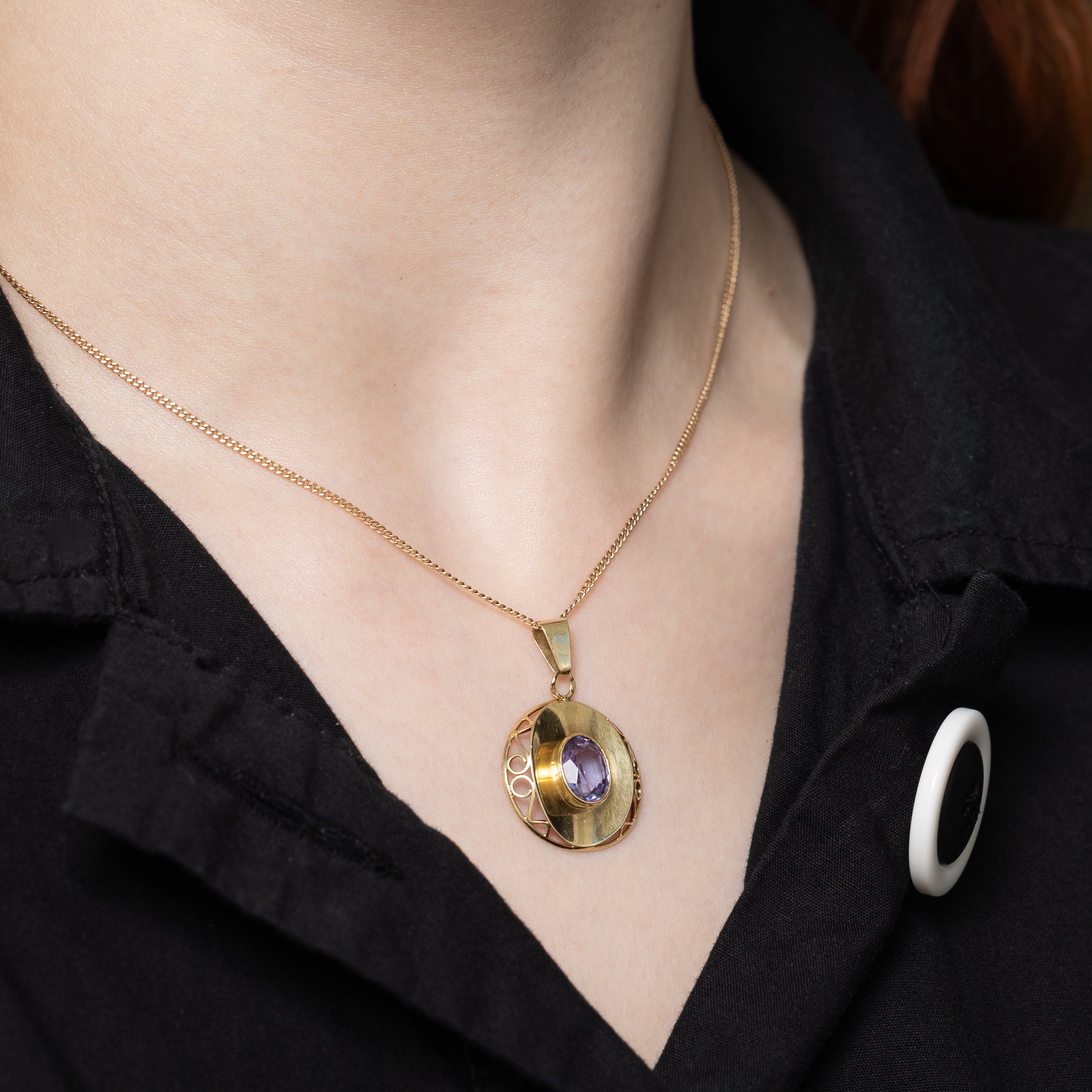 Synthetic Colour-Changing Sapphire Openwork Pendant | 1.87ct