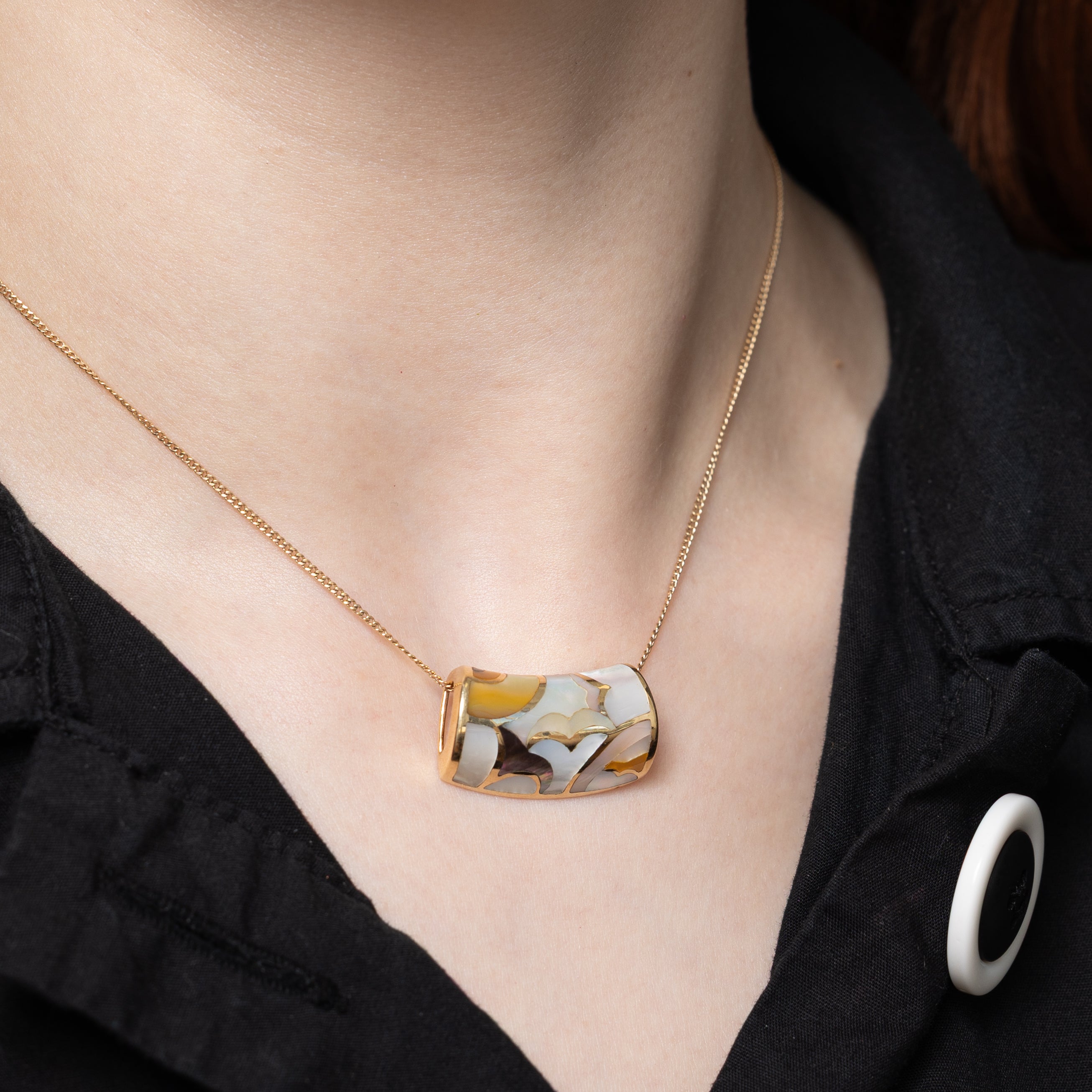 Pendentif coulissant en nacre (grand modèle) | 0,92 ct