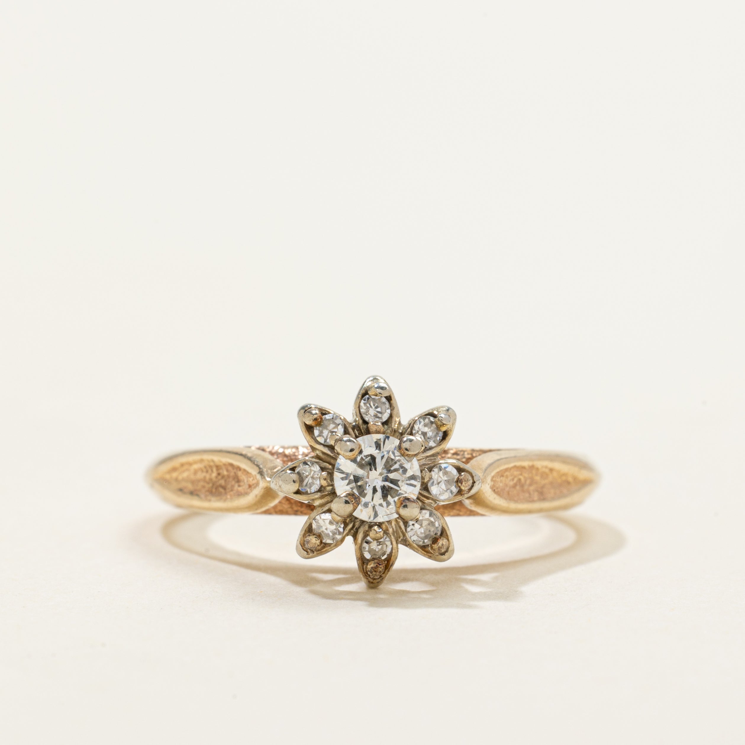 Diamond Petal Textured Ring | 0.25ctw | SZ 6
