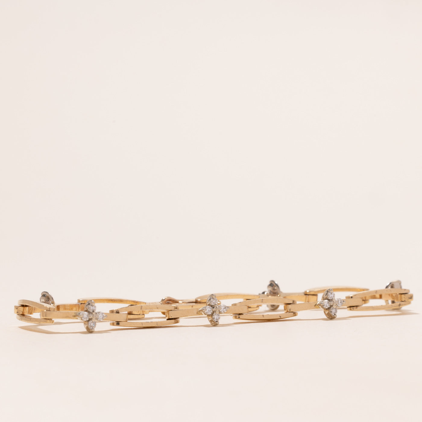 Yellow Gold Diamond Clusters Bracelet | 0.36ctw | 6.75"