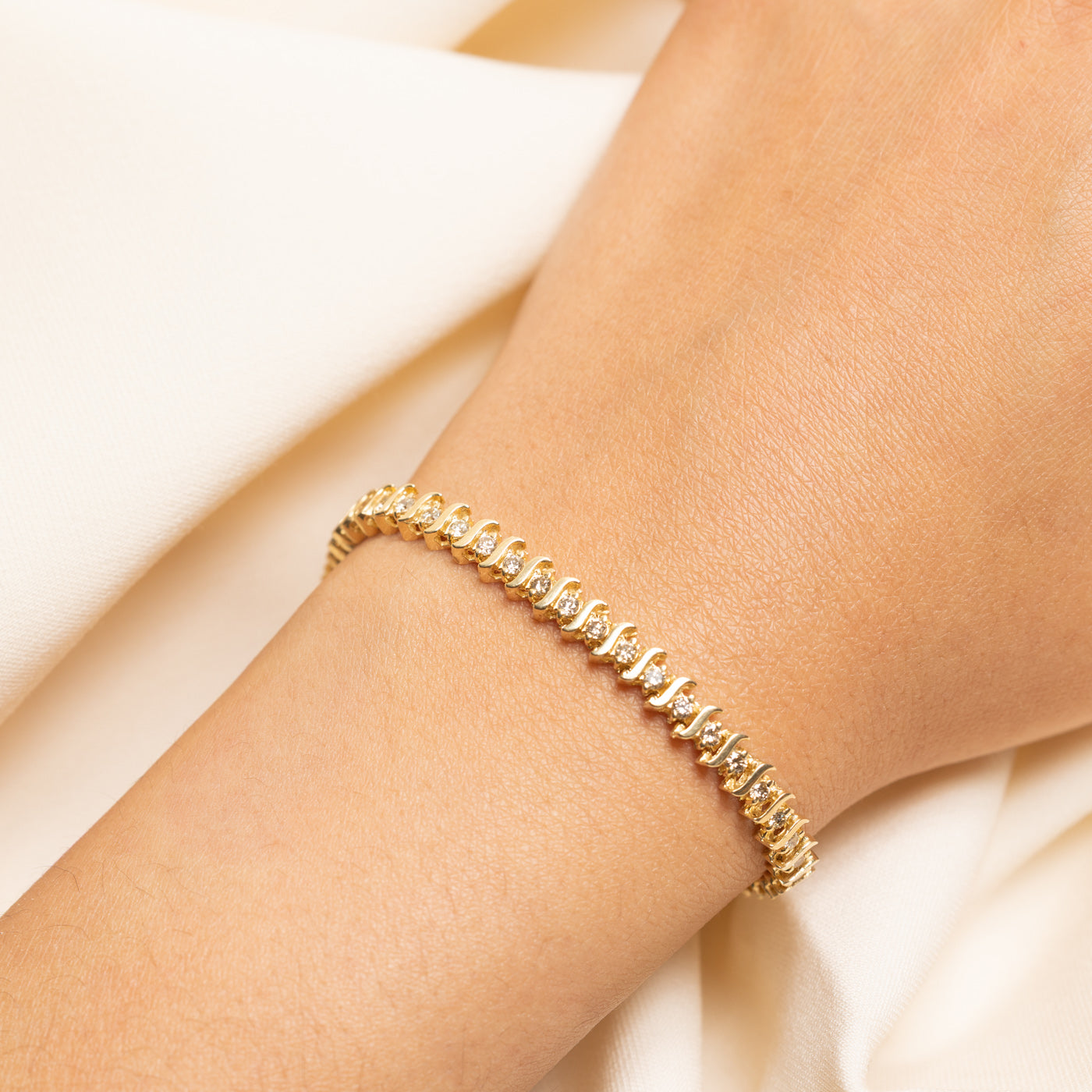 Yellow Gold Brown Diamond Wave Tennis Bracelet | 2.00ctw | 7"