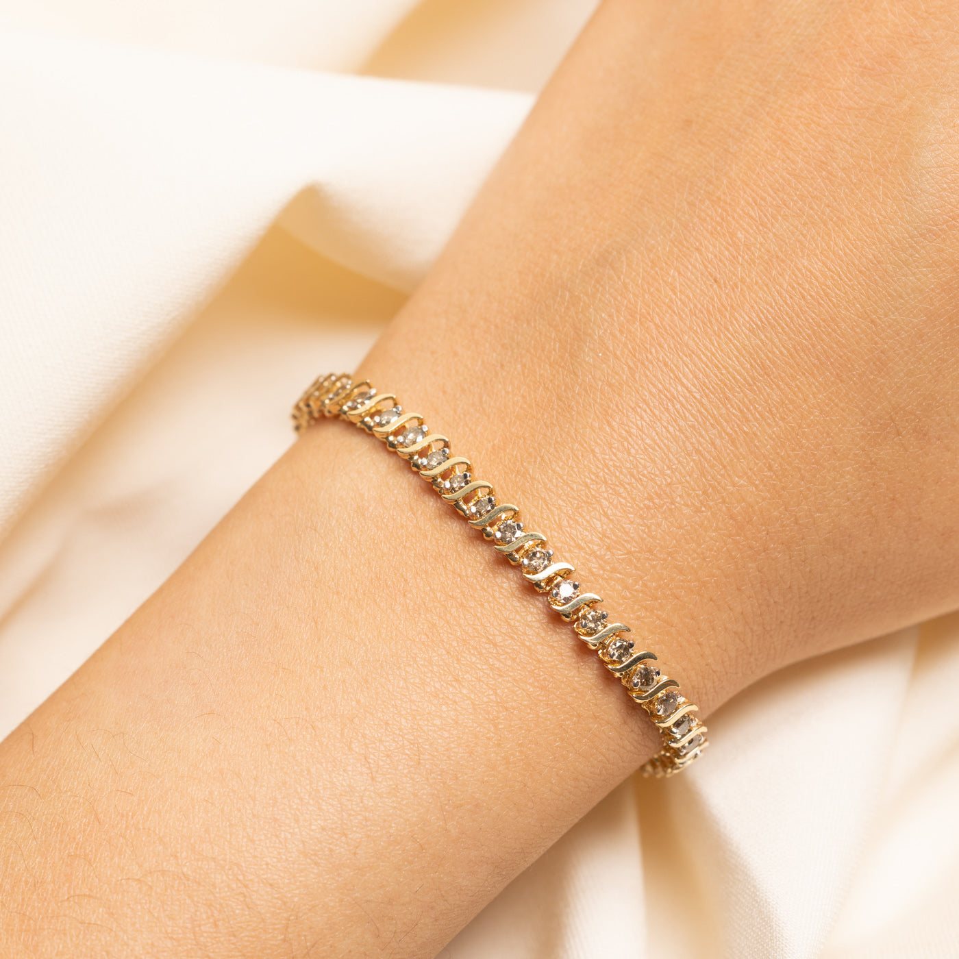 Brown Diamond Wave Tennis Bracelet | 2.92ctw | 7"