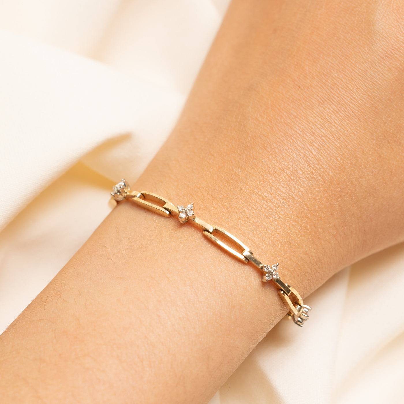 Yellow Gold Diamond Clusters Bracelet | 0.36ctw | 6.75"