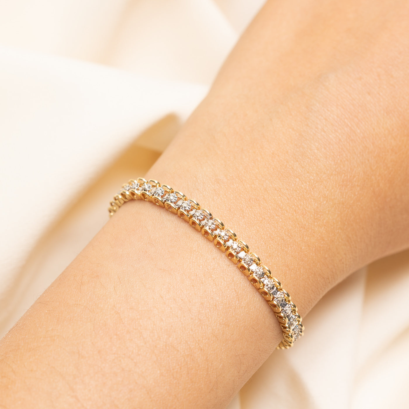 Yellow Gold Illusion Set Diamond Tennis Bracelet | 0.40ctw | 7.5"