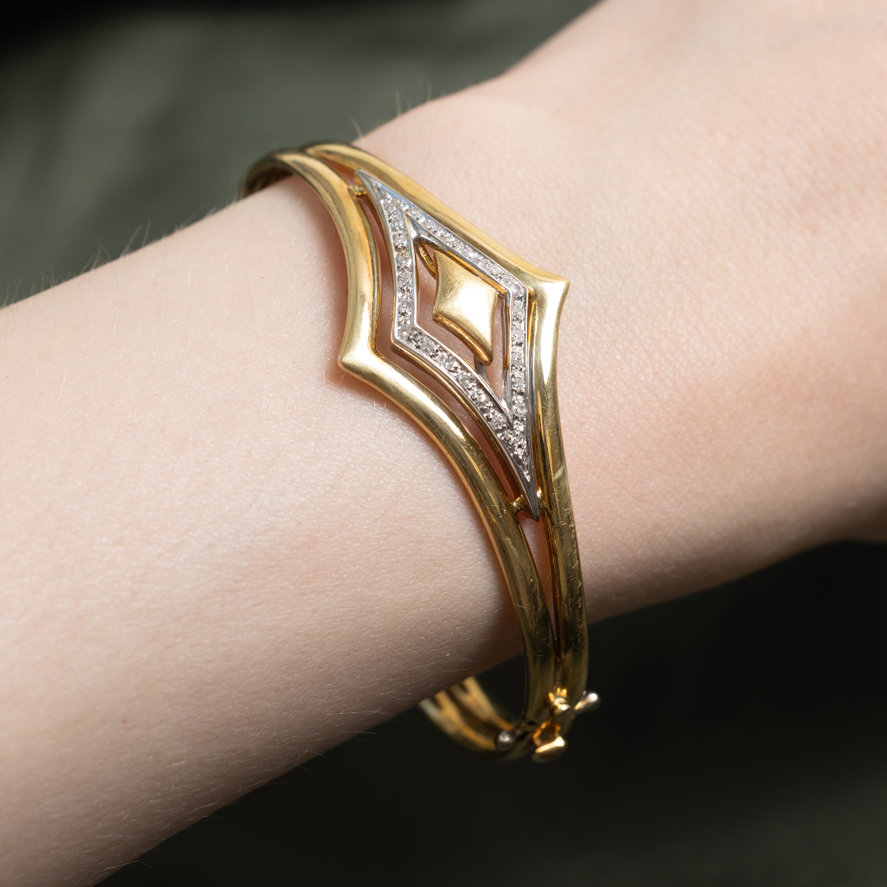 18k Yellow Gold Diamond Cuff | 0.21ctw | 5.5"