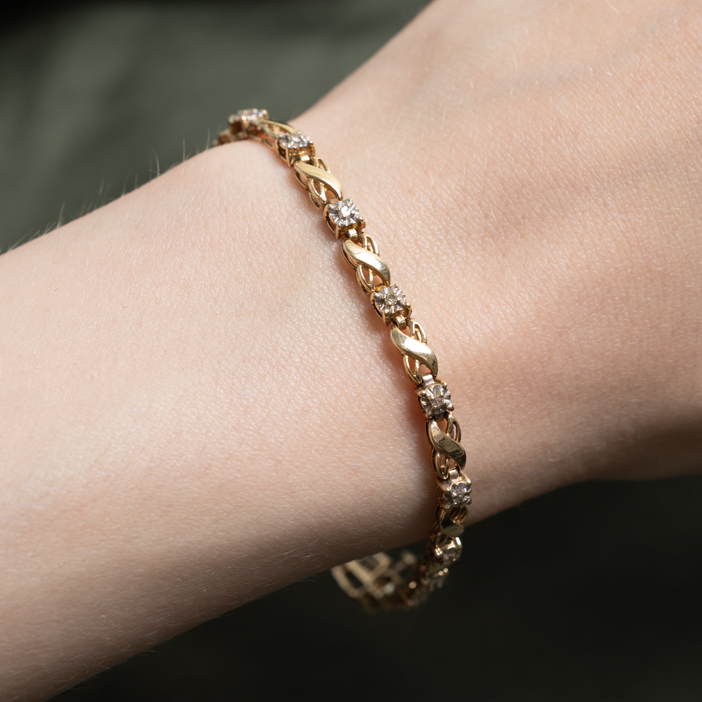 Yellow Gold Diamond Infinity Link Tennis Bracelet | 0.24ctw | 7"