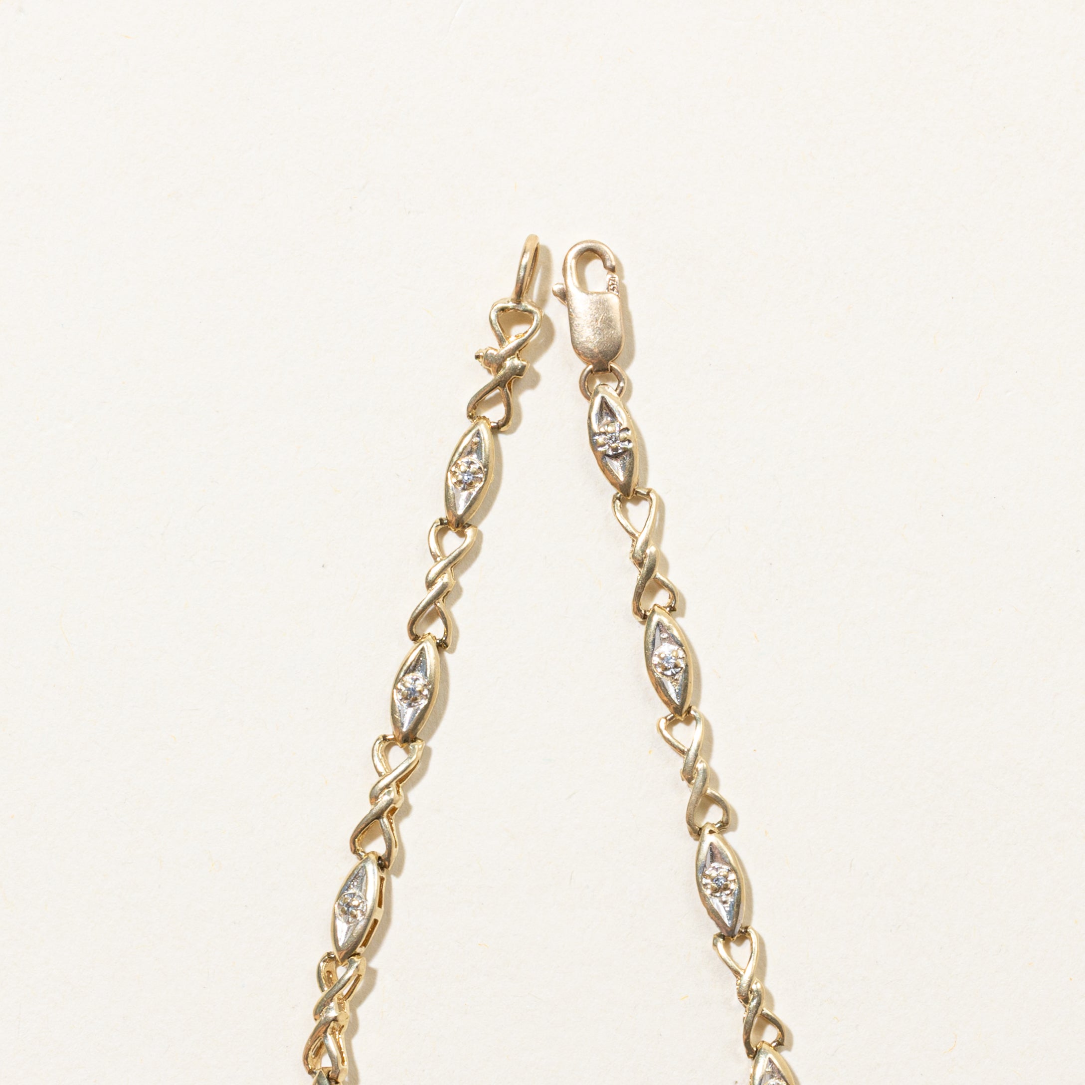 Yellow Gold Diamond Twisted Link Bracelet | 0.05ctw | 7.5"