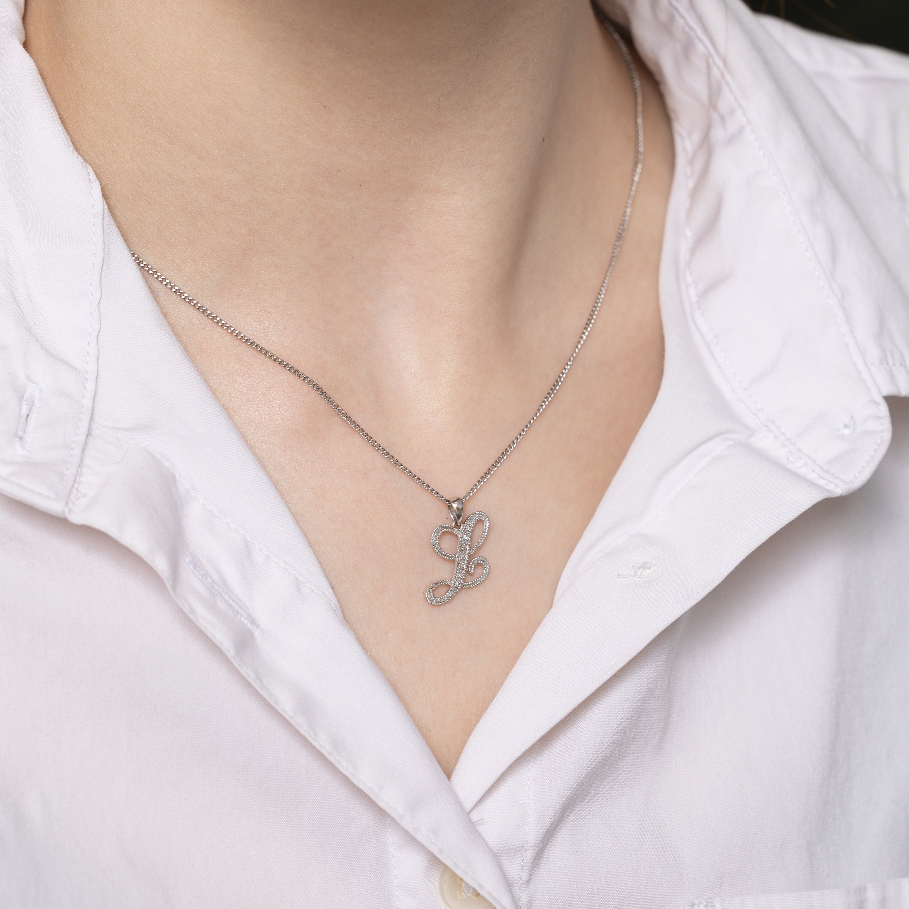 Diamond Milgrained "L" Initial Pendant | 0.03ctw