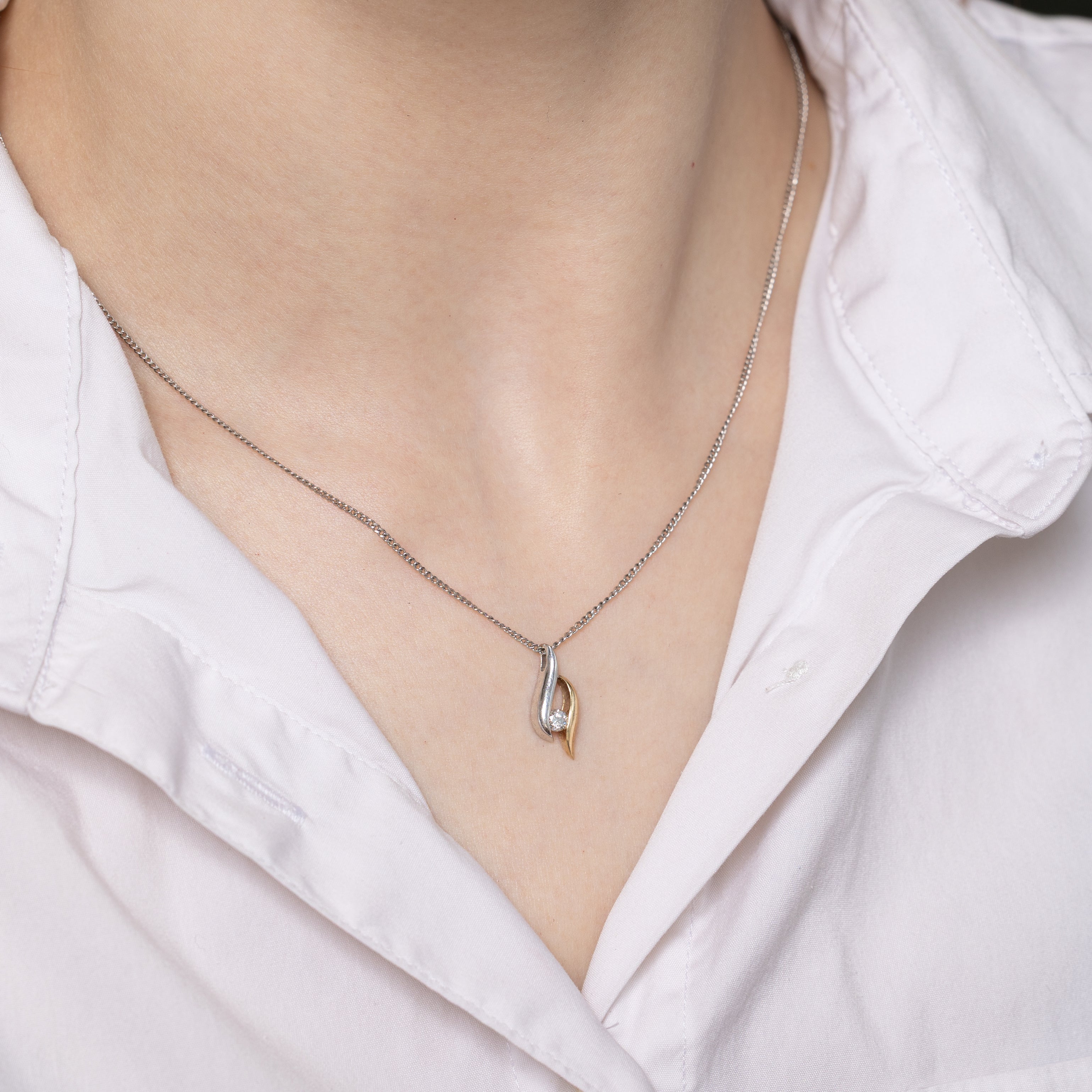 Two Tone Diamond Swirl Pendant | 0.13ct