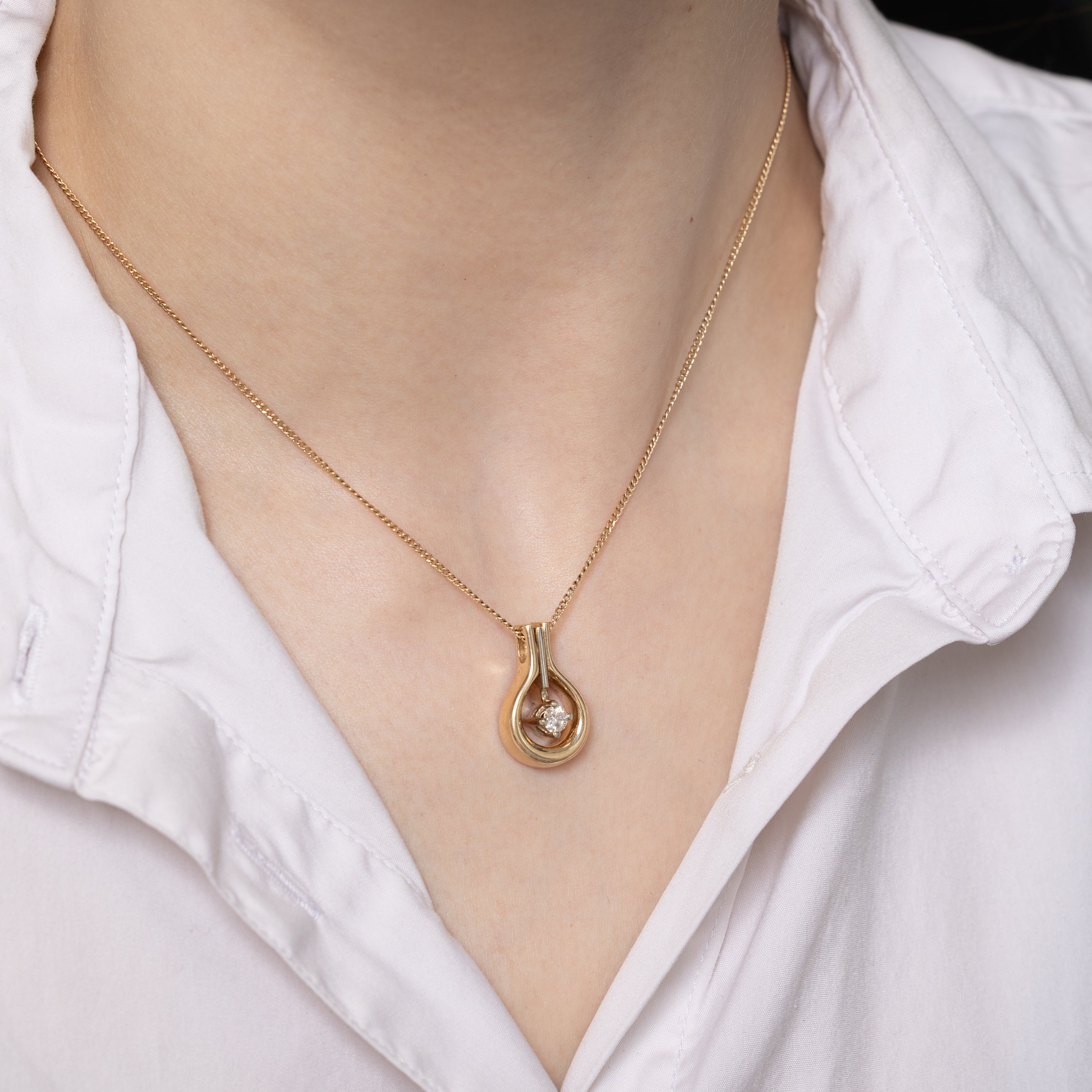 Floating Diamond Drop Pendant | 0.25ct
