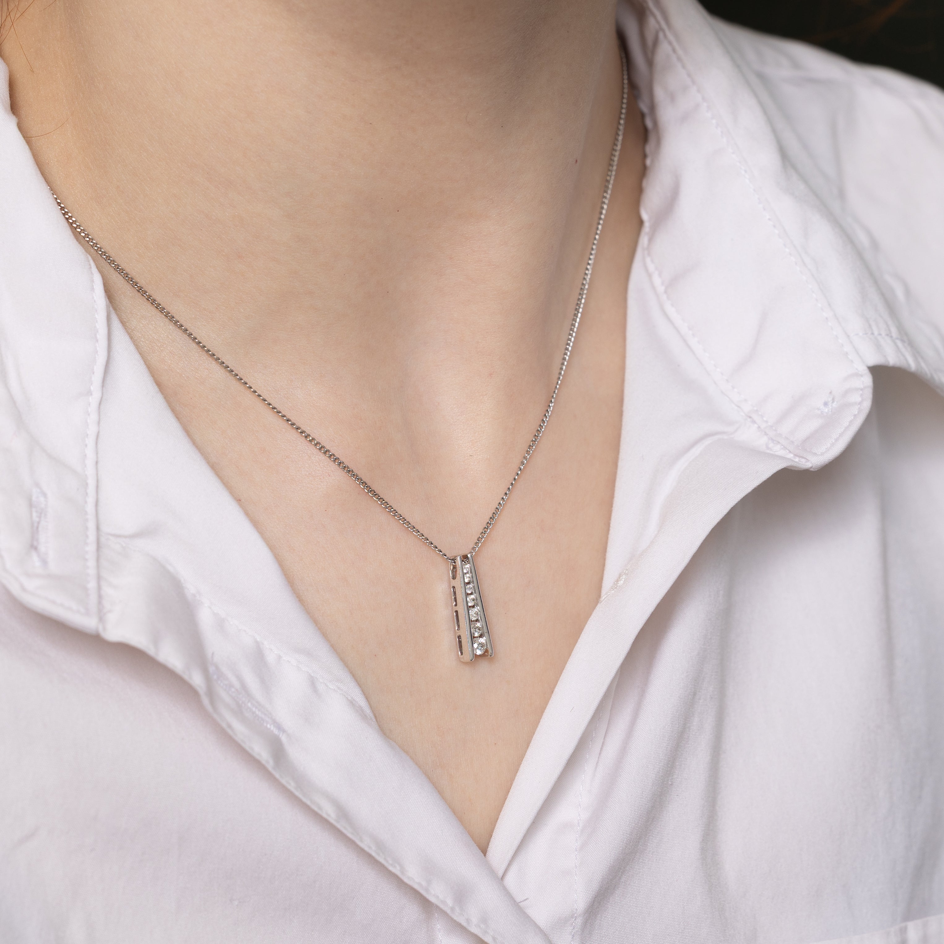 White Gold Diamond Column Pendant | 0.24ctw