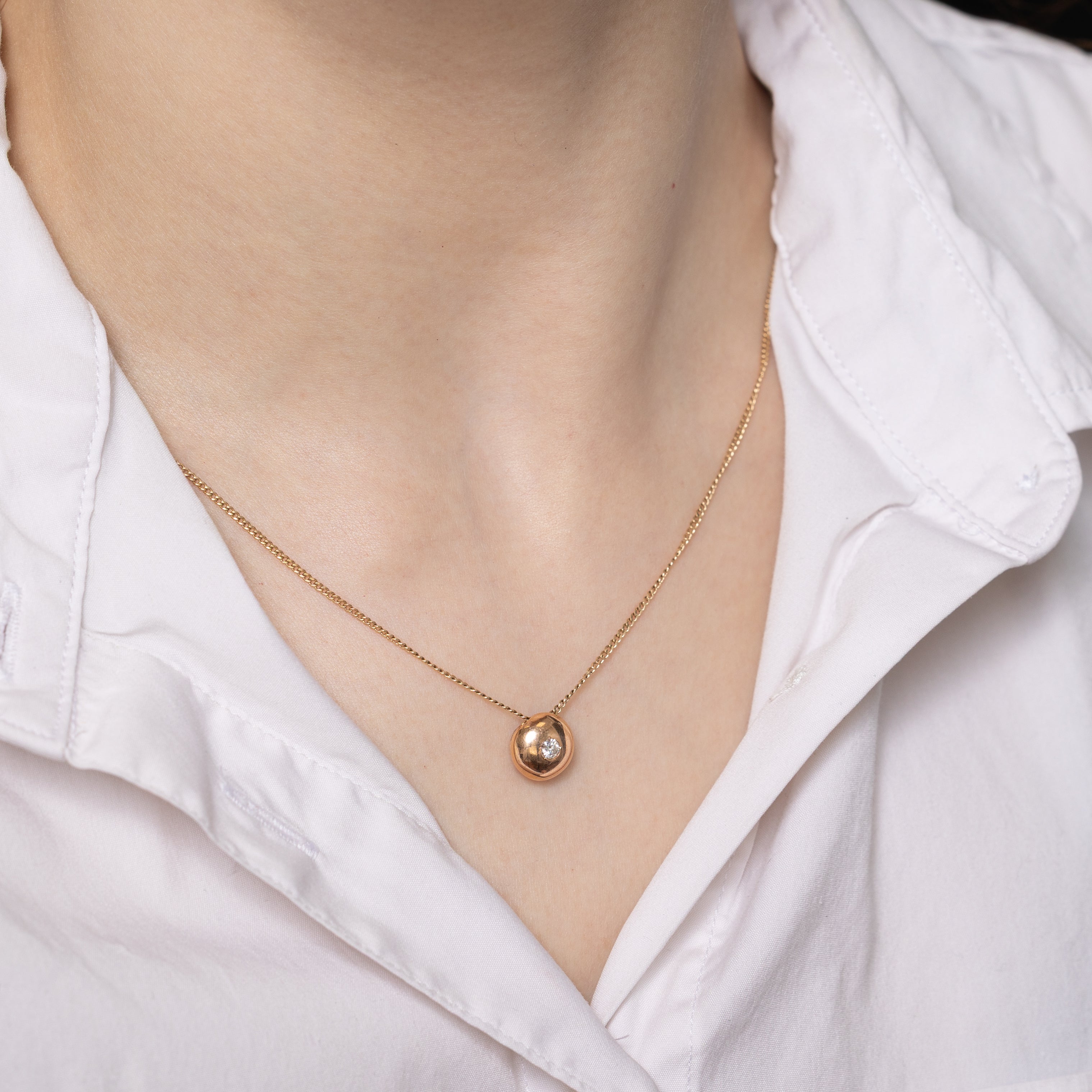 Flush Set Diamond Circle Pendant | 0.10ct
