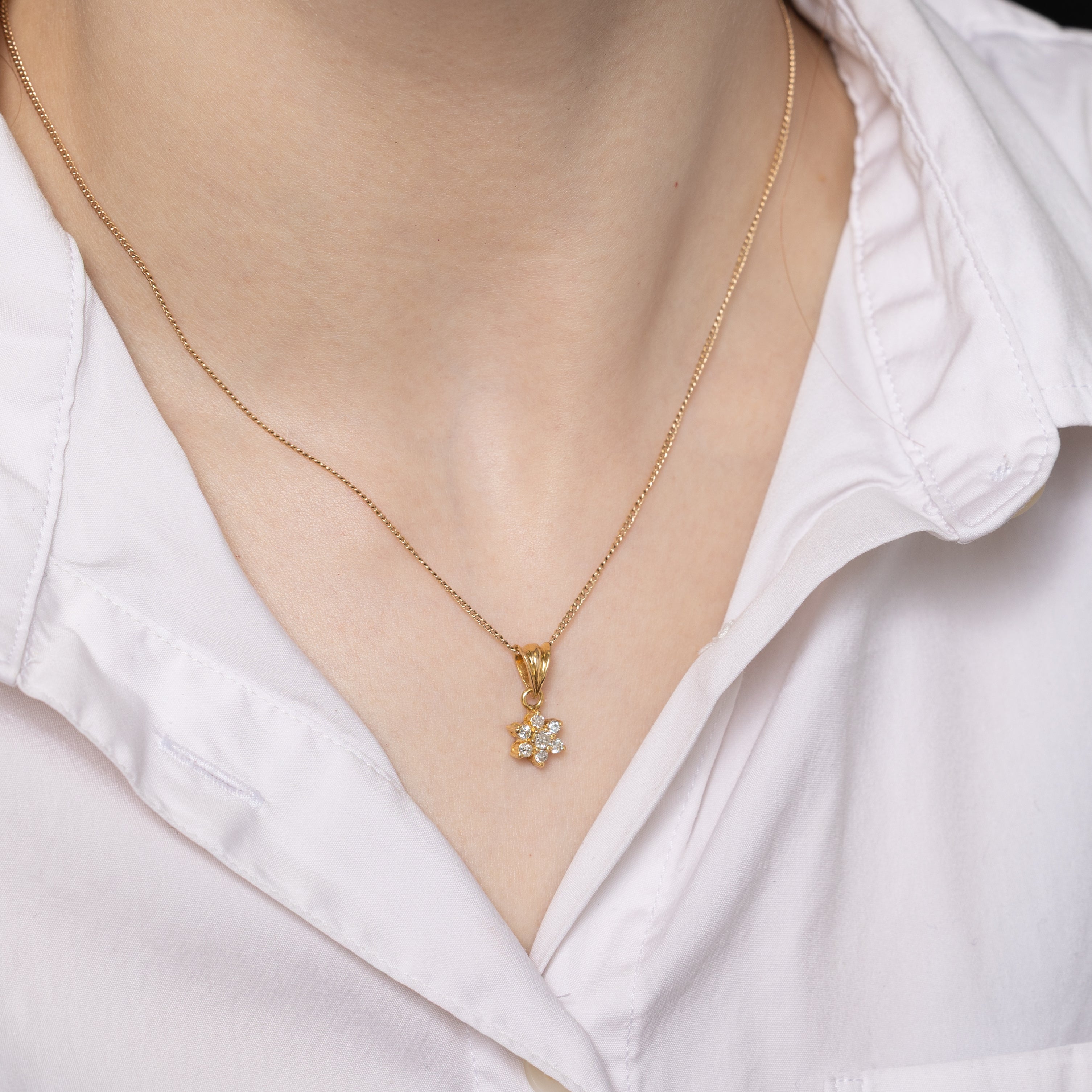 18k Diamond Petal Cluster Pendant | 0.30ctw