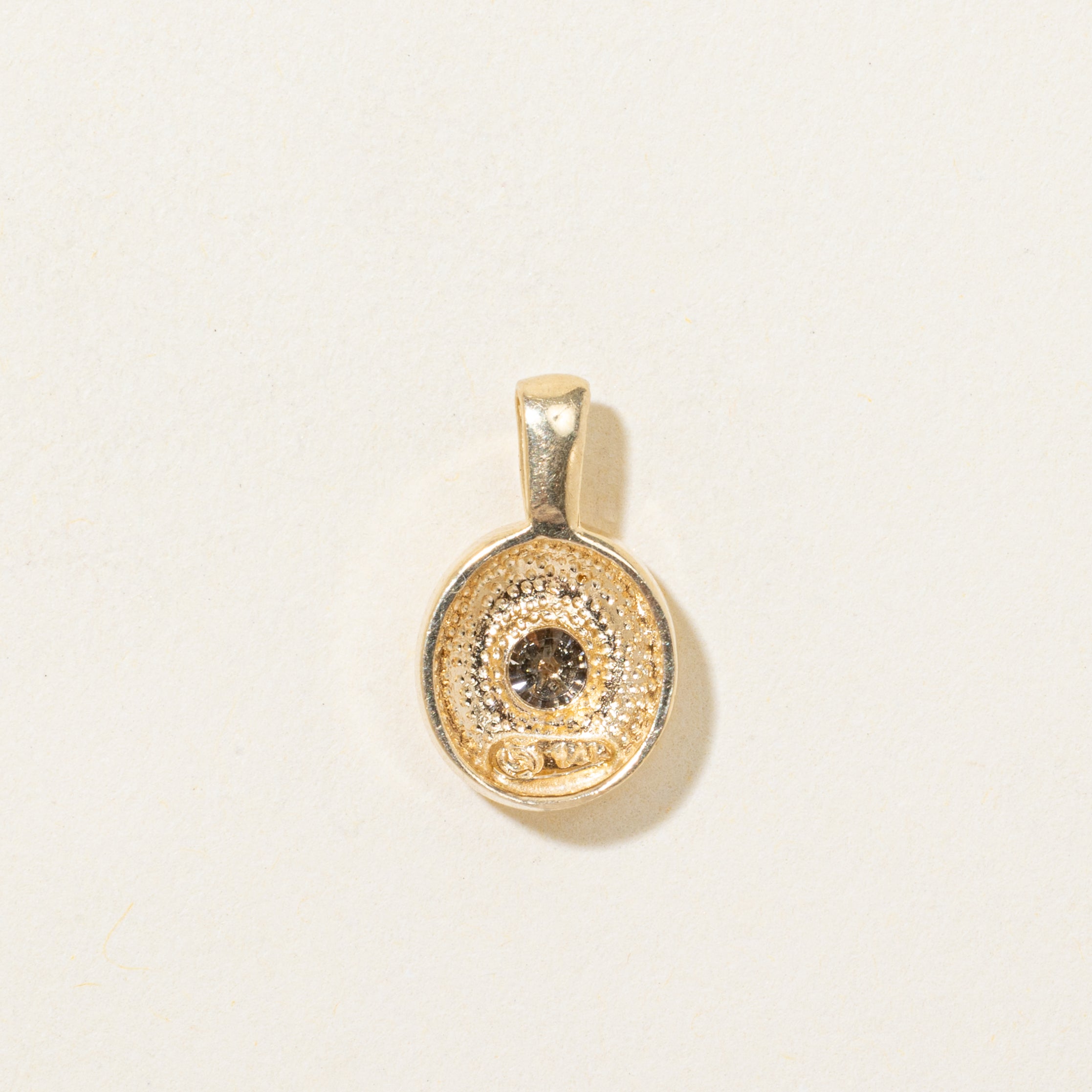 Diamond Oval Pendant | 0.21ct