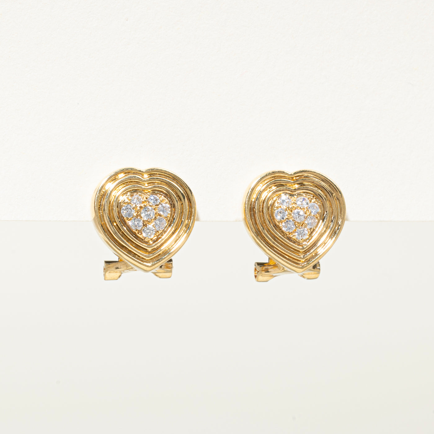 18k Diamond Heart Cluster Grooved Earrings | 0.24ctw
