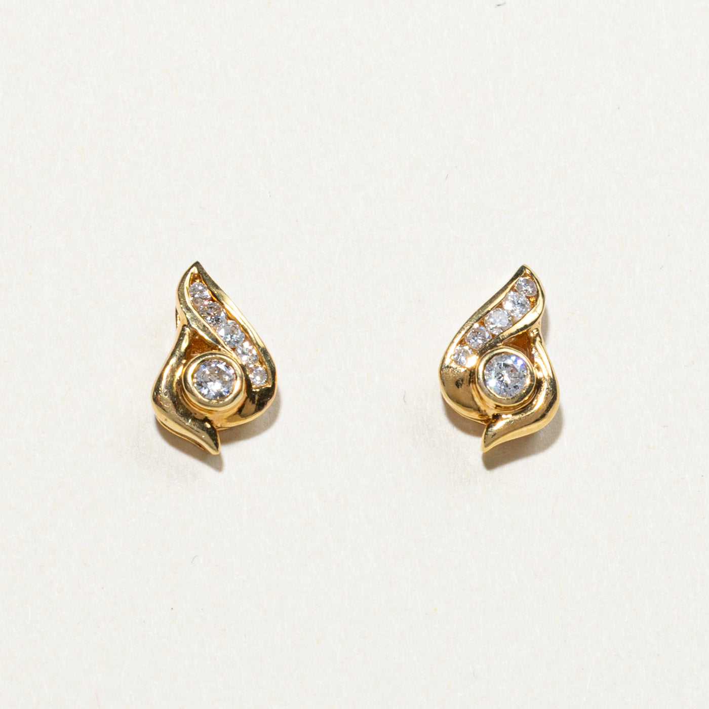 18k Yellow Gold Diamond Stud Earrings | 0.25ctw