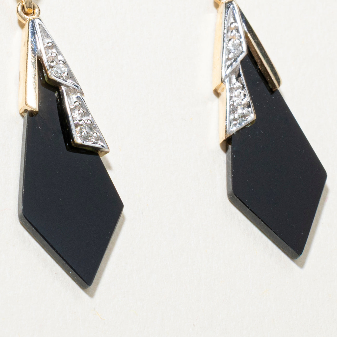 Yellow Gold Onyx & Diamond Drop Earrings | 4.00ctw, 0.02ct