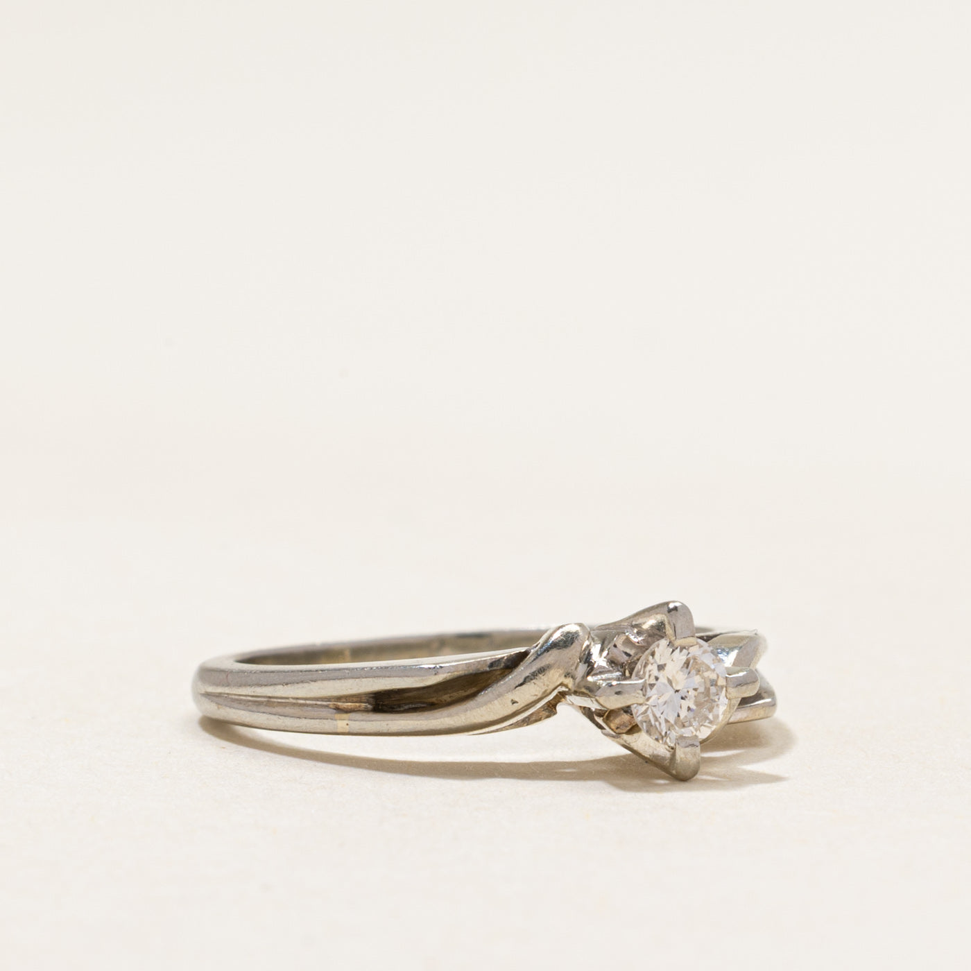 18k Solitaire Diamond Twisted Bypass Ring | 0.19ct | SZ 6