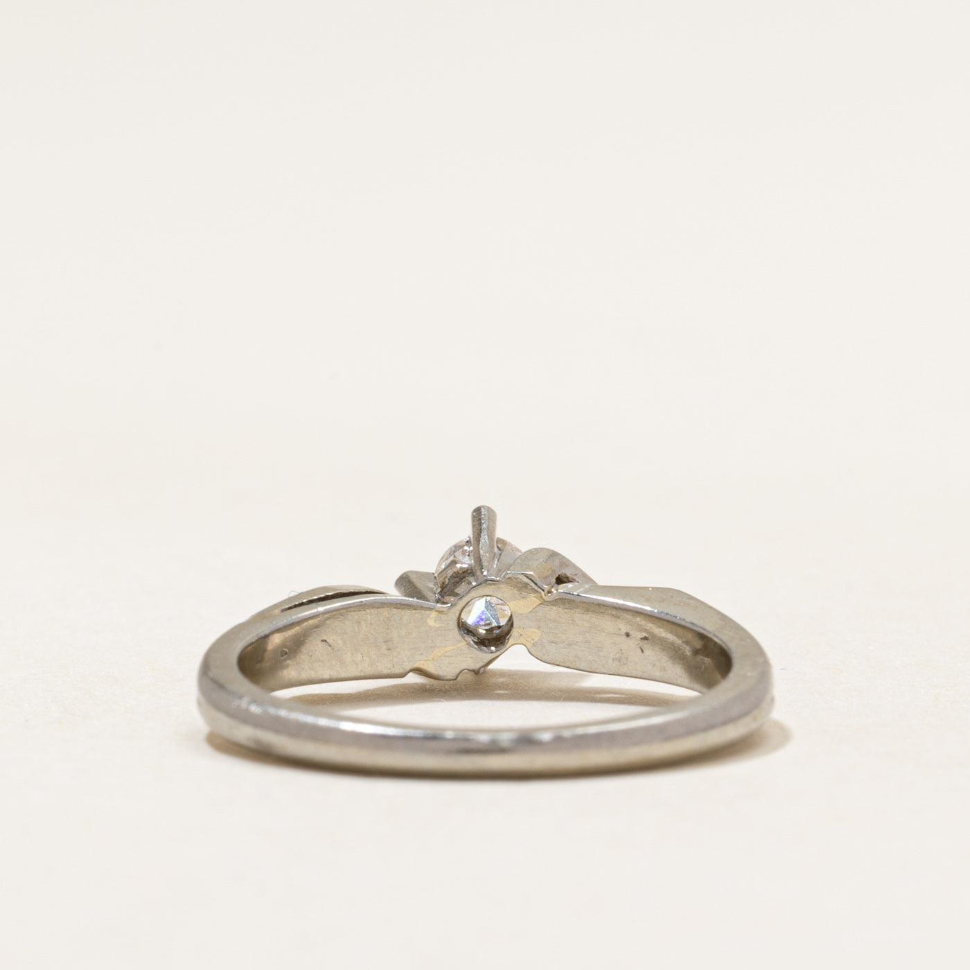 18k Solitaire Diamond Twisted Bypass Ring | 0.19ct | SZ 6