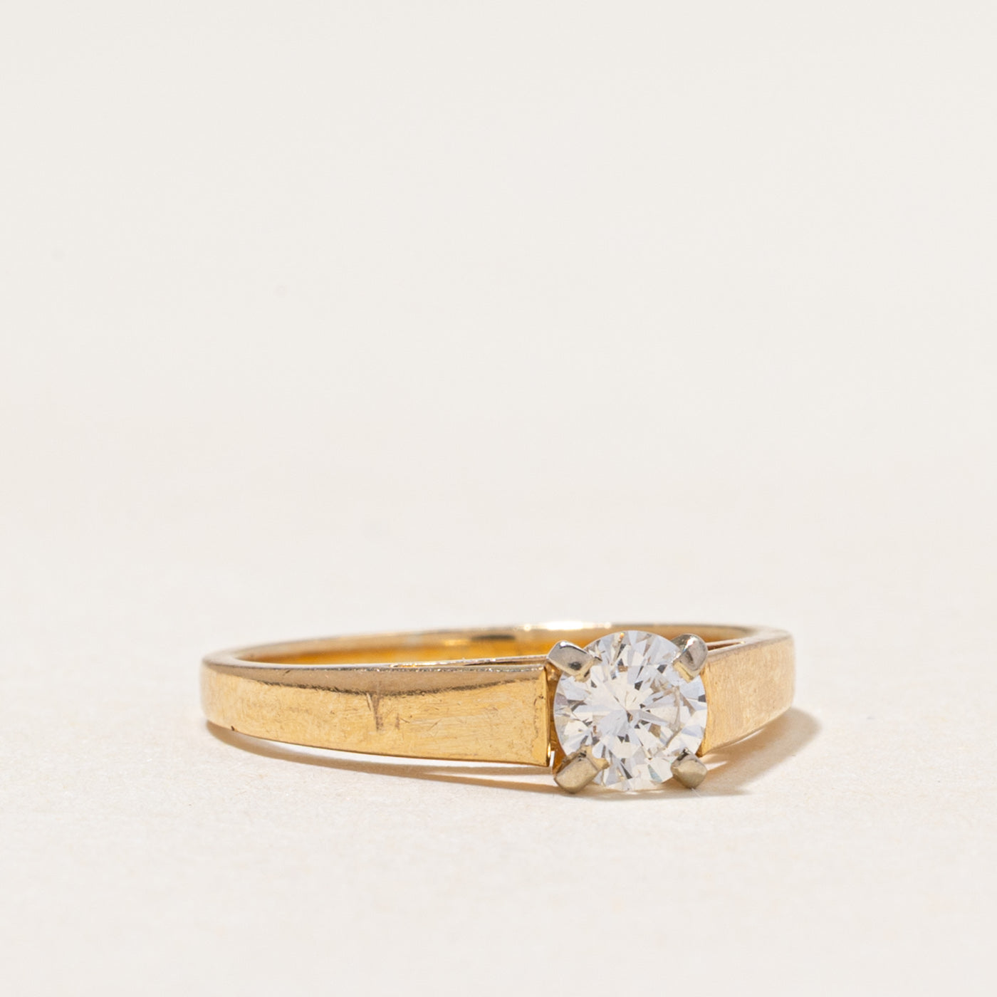 18k Solitaire Diamond Tapered Ring | 0.30ct | SZ 3.75