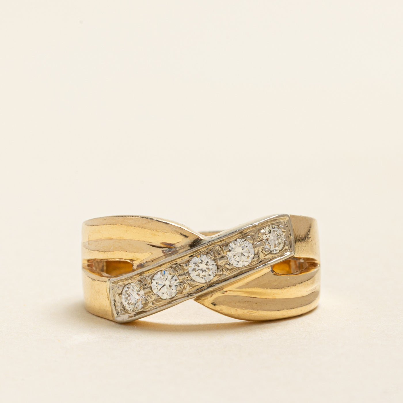 Diagonal Diamond Cross Over Ring | 0.30ctw | SZ 6