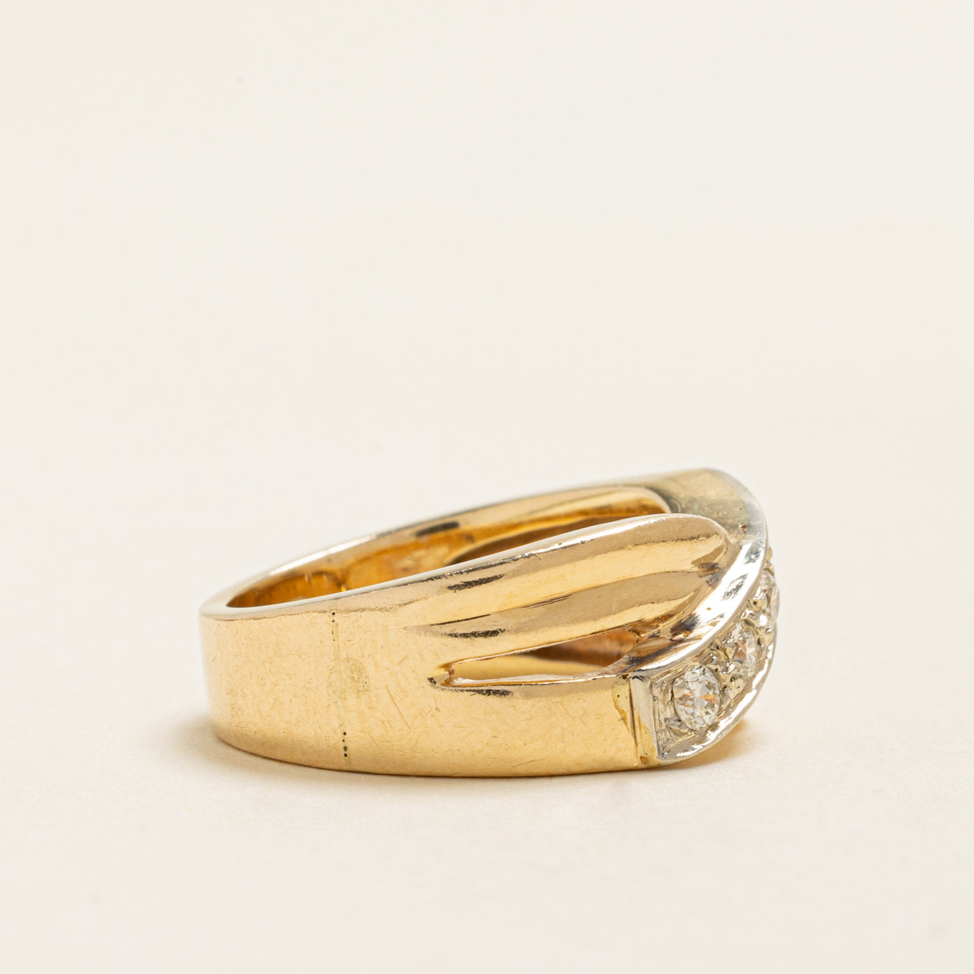 Diagonal Diamond Cross Over Ring | 0.30ctw | SZ 6