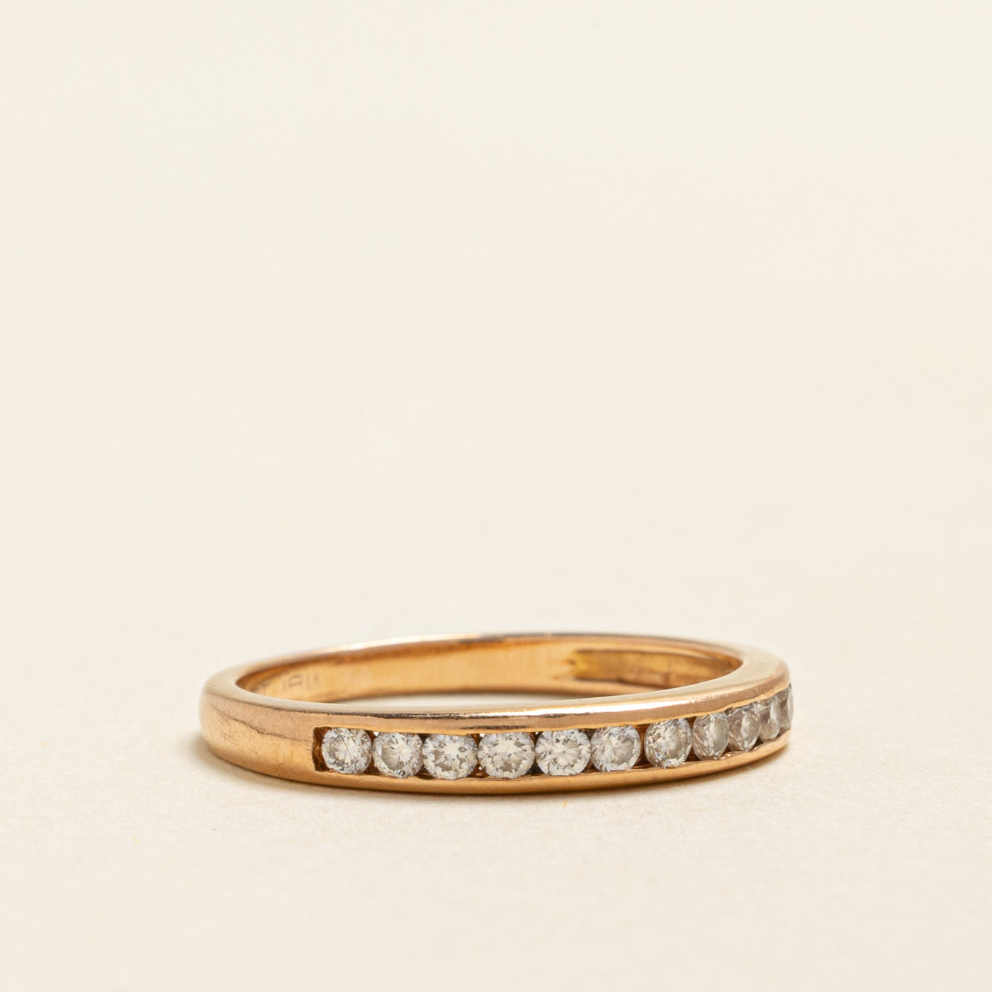 Alliance semi-éternité en or 18 carats sertie de diamants | 0,32 ct | 2,70 mm | Taille 5,5
