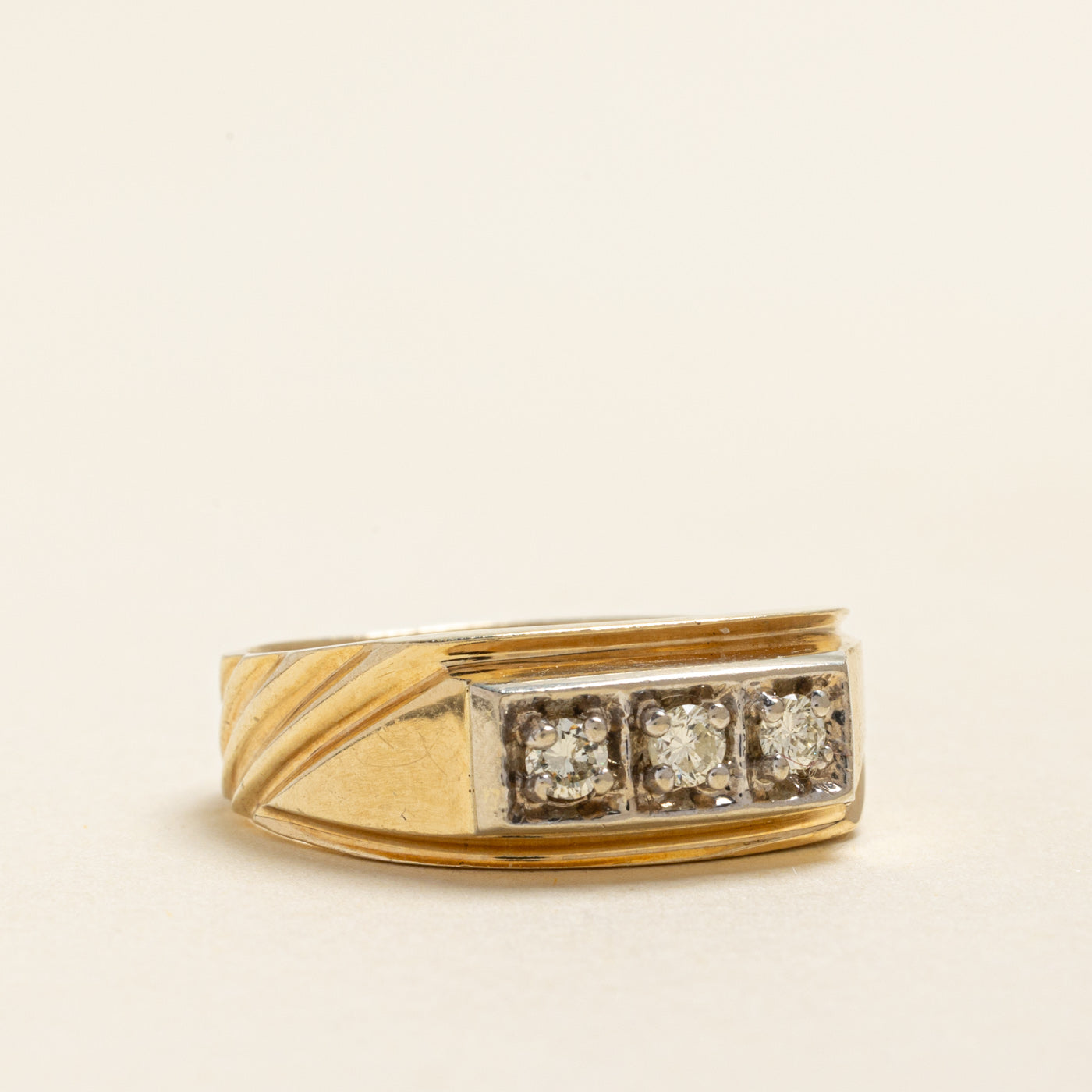 Three Stone Diamond Grooved Ring | 0.30ctw | SZ 10.25