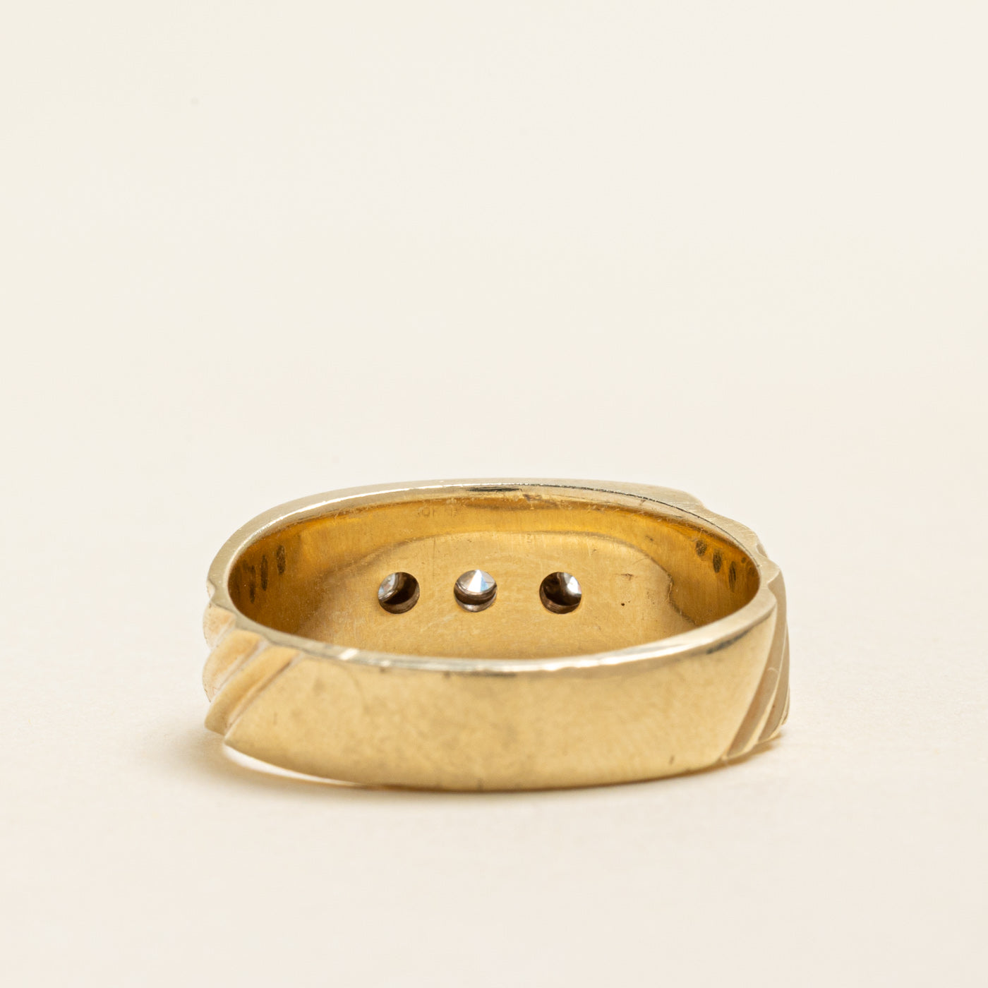 Three Stone Diamond Grooved Ring | 0.30ctw | SZ 10.25