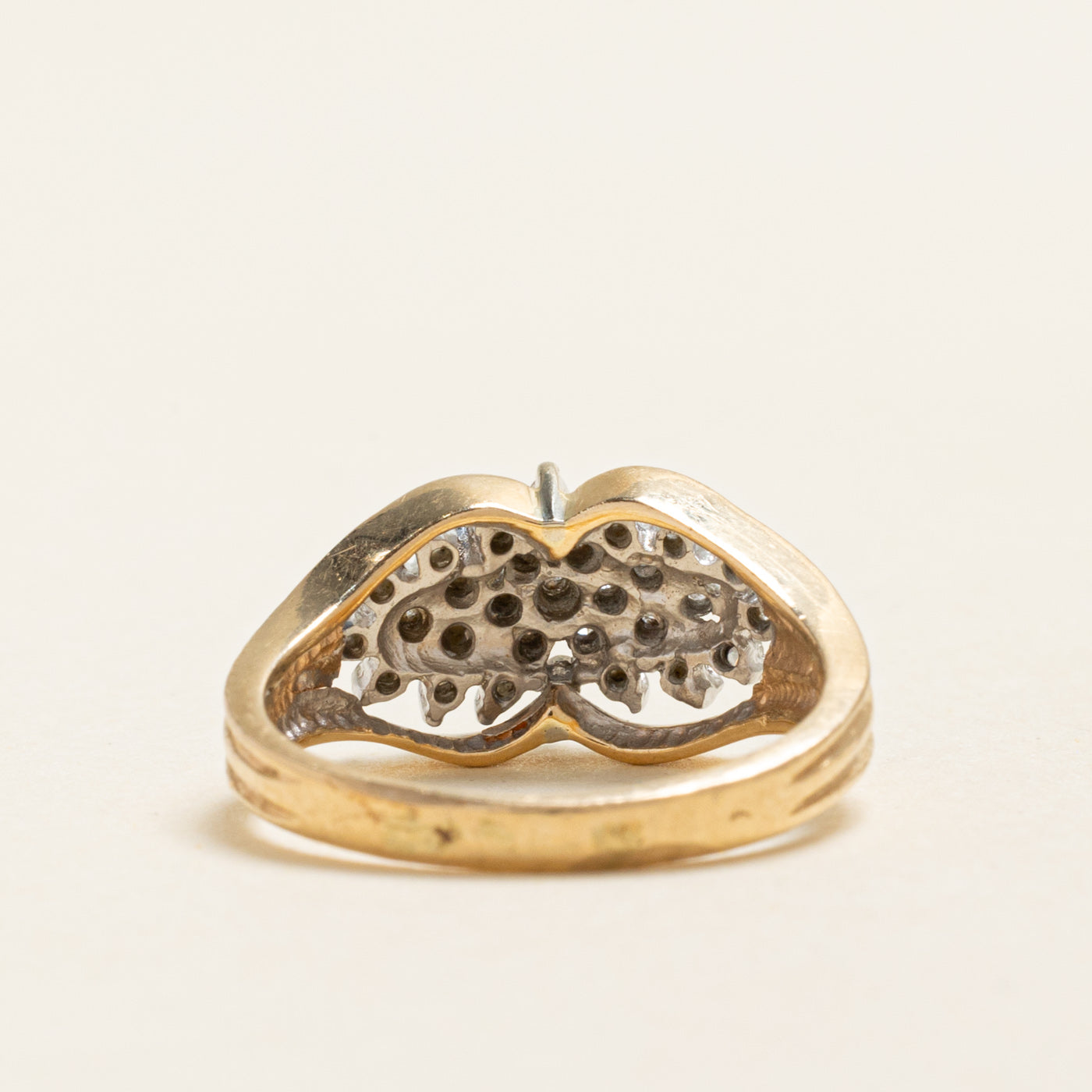 Diamond Cluster Grooved Ring | 0.29ctw | SZ 5.25