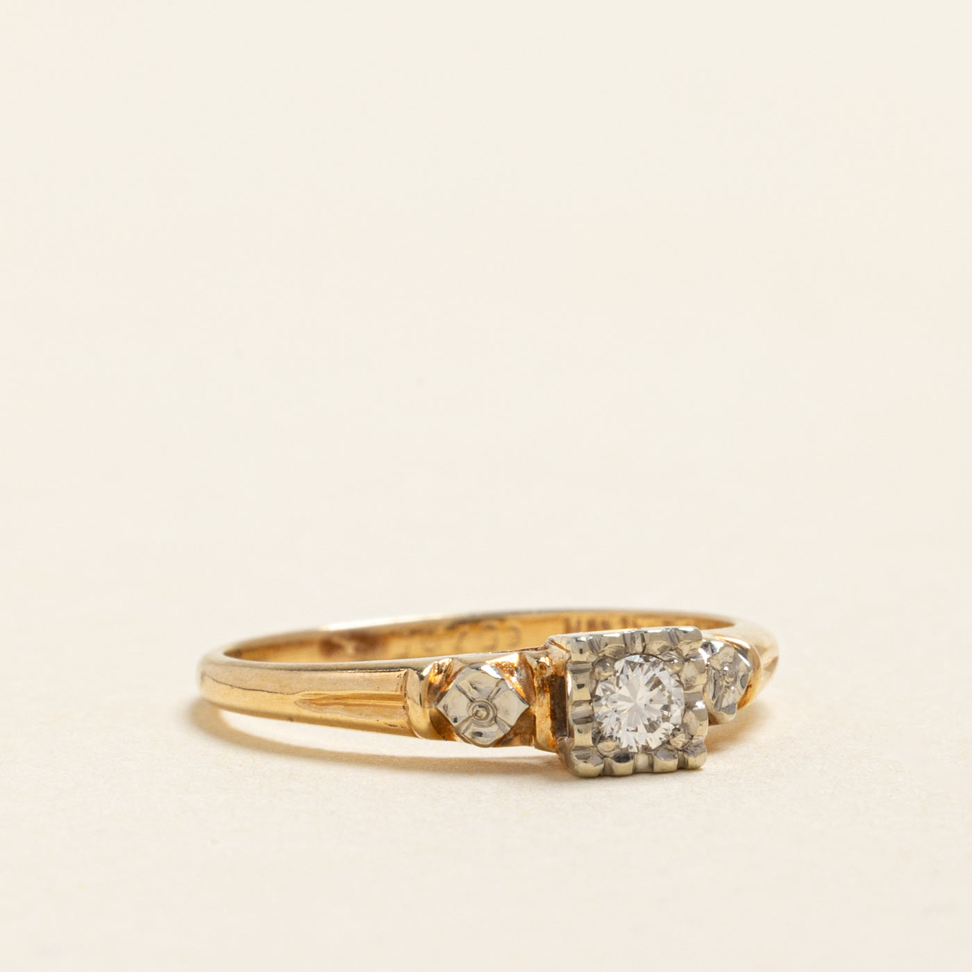 Illusion Set Solitaire Diamond Ring | 0.10ct | SZ 4.5